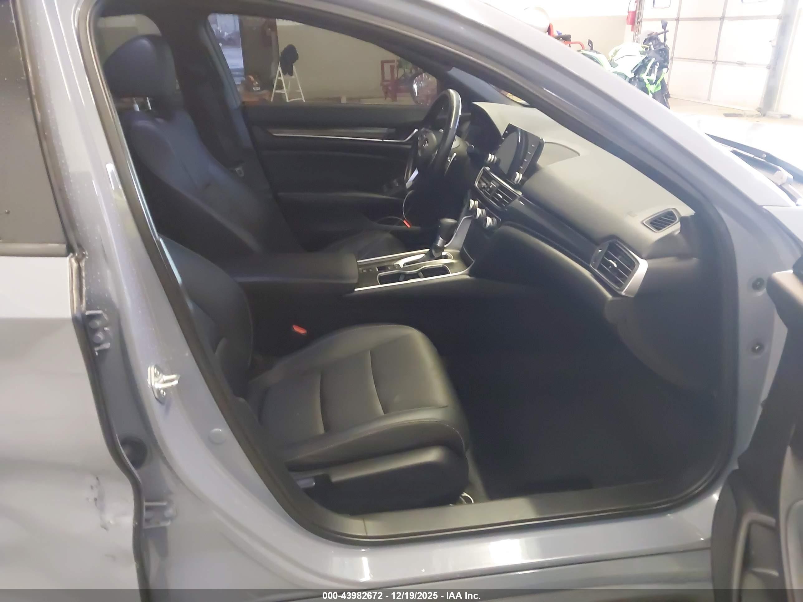 HONDA ACCORD image 5