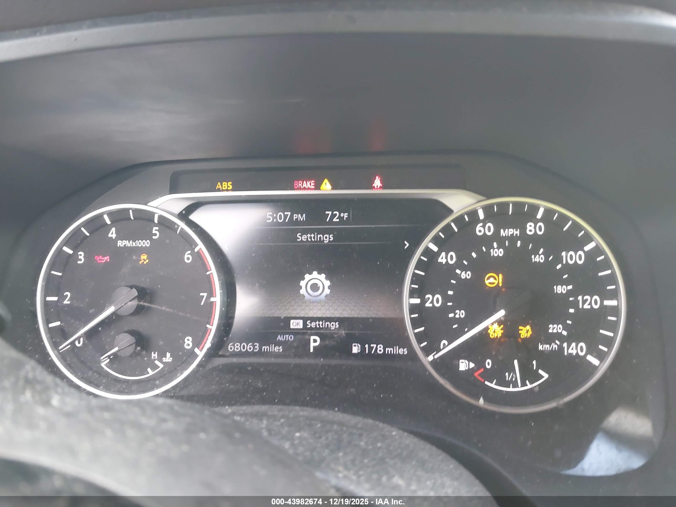 NISSAN ROGUE image 7