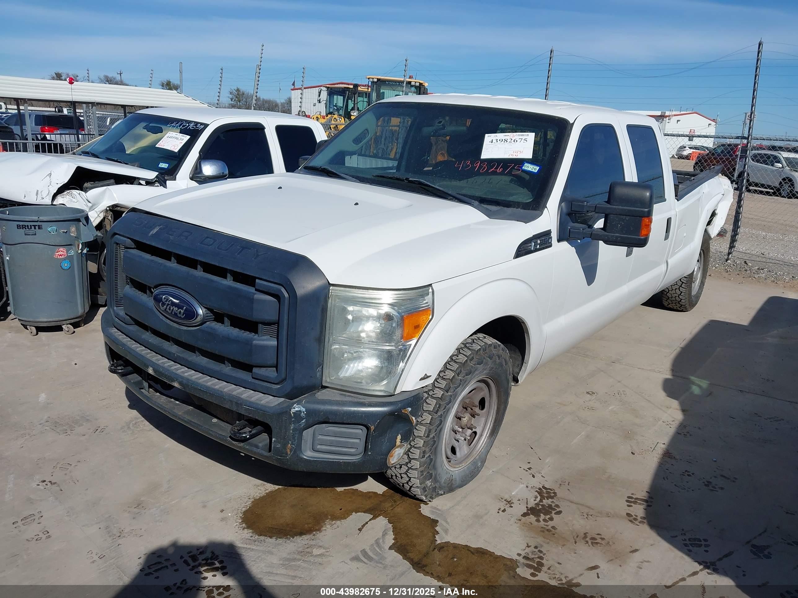FORD F-250 image 2