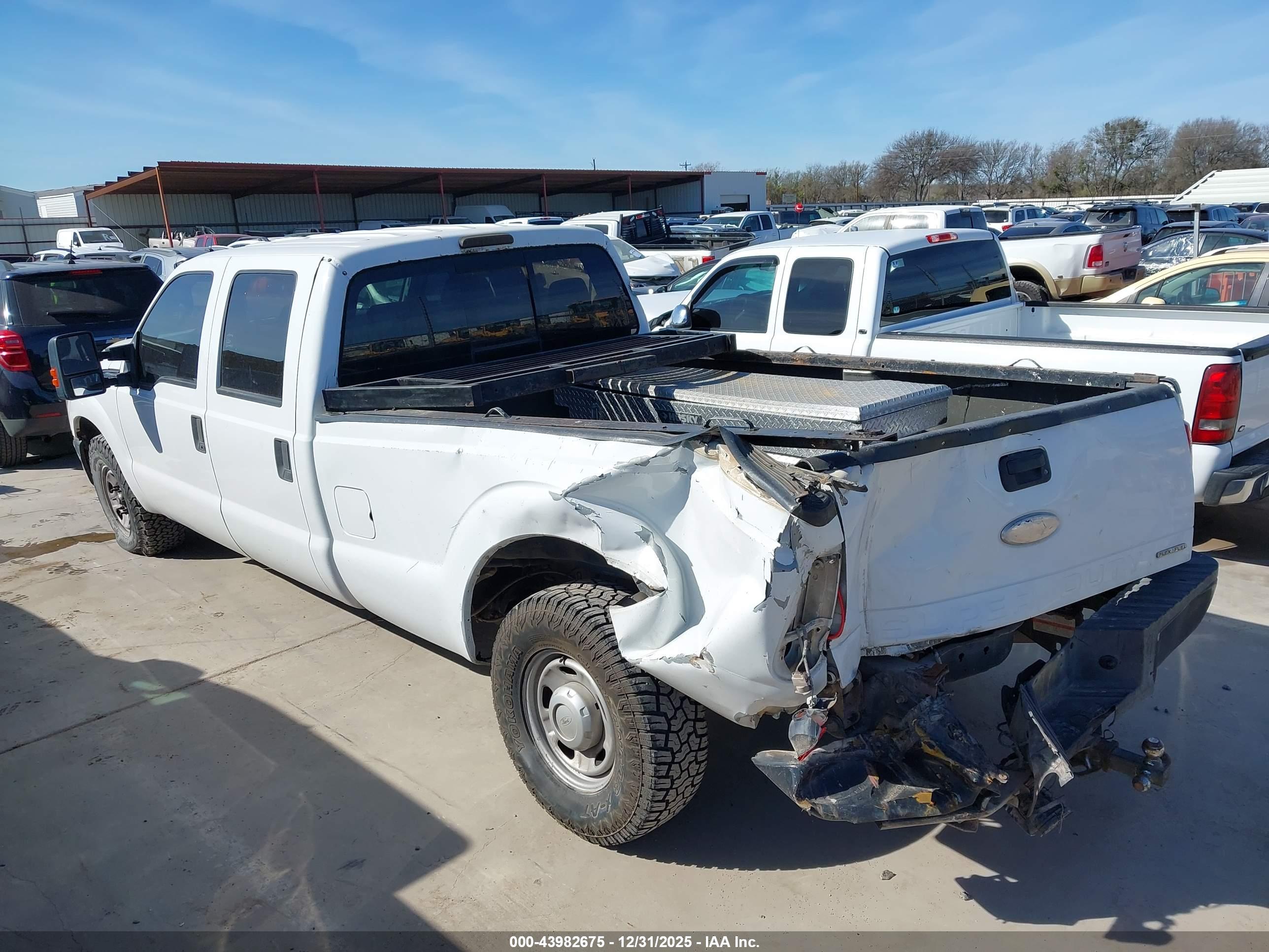 FORD F-250 image 3