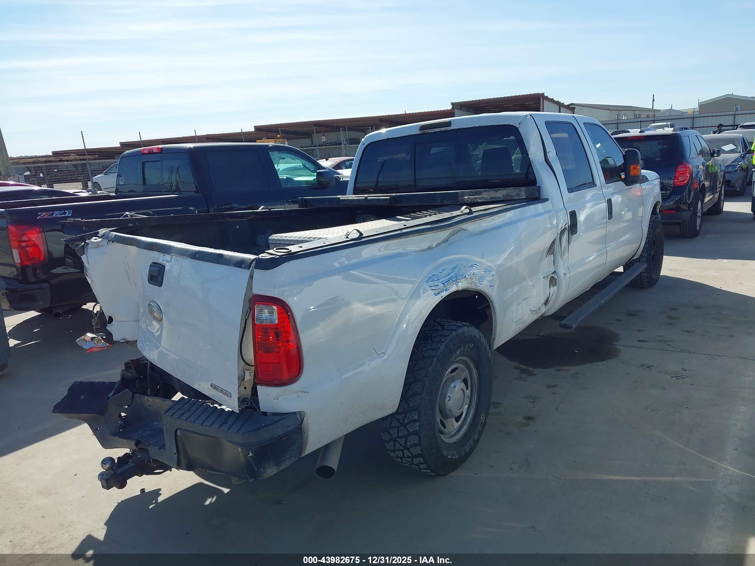 FORD F-250 image 4