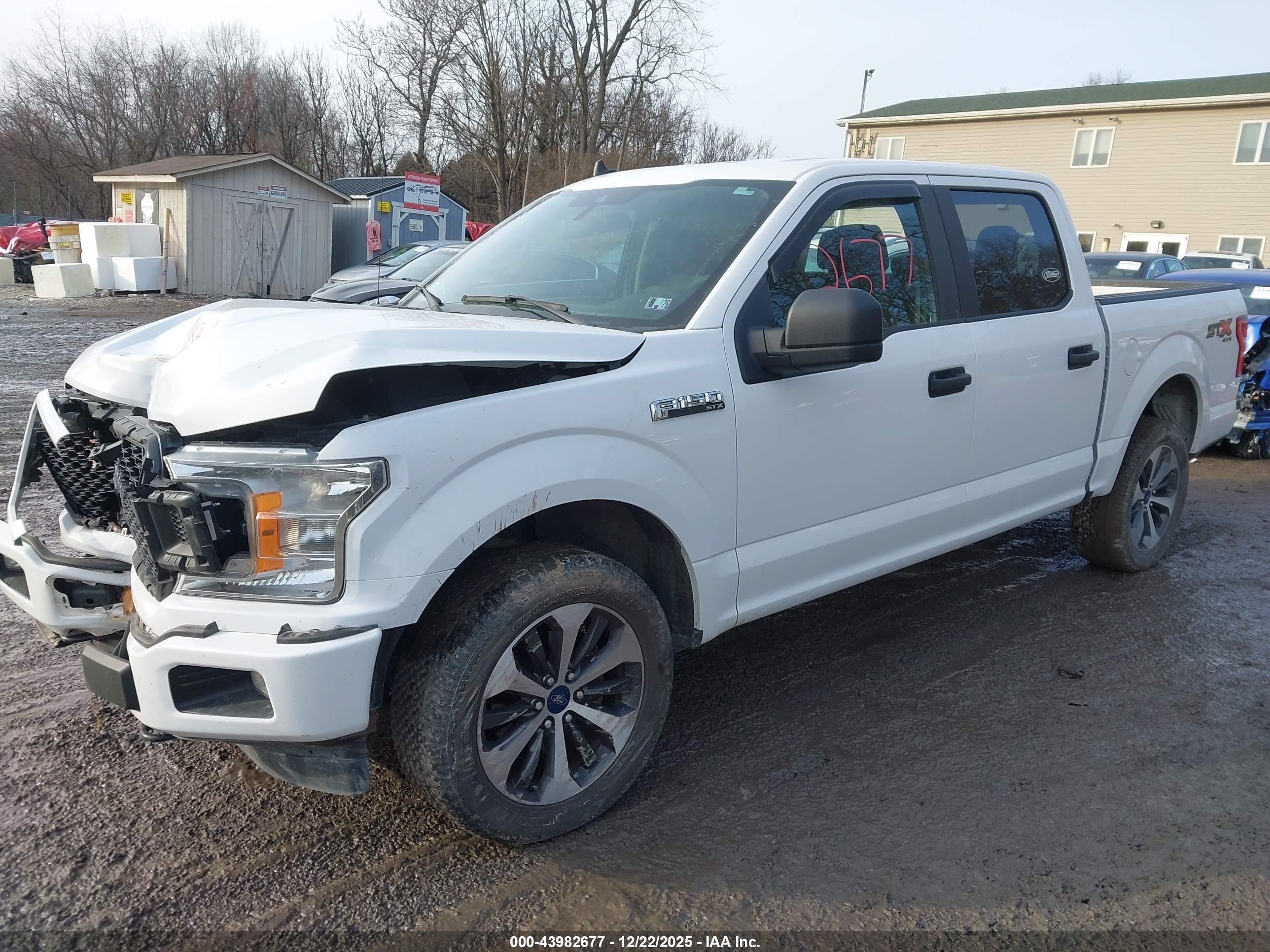 FORD F-150 image 2