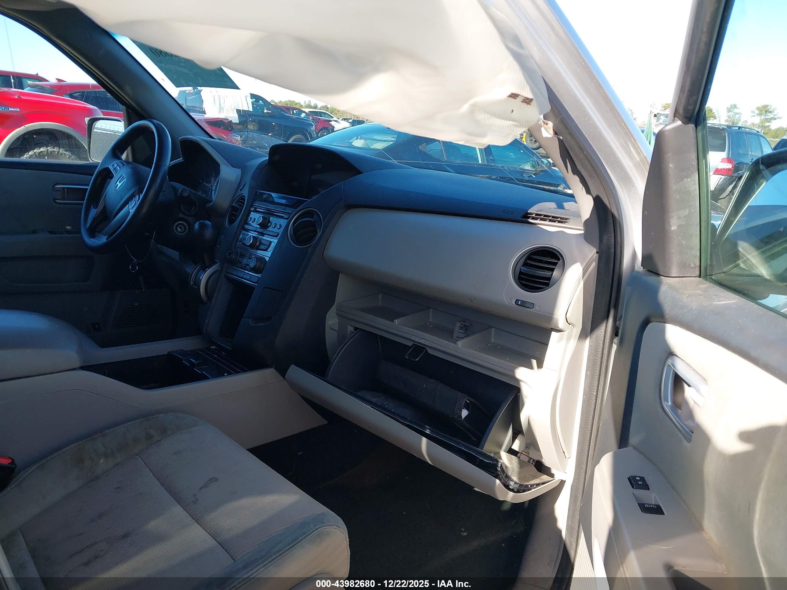 HONDA PILOT image 5