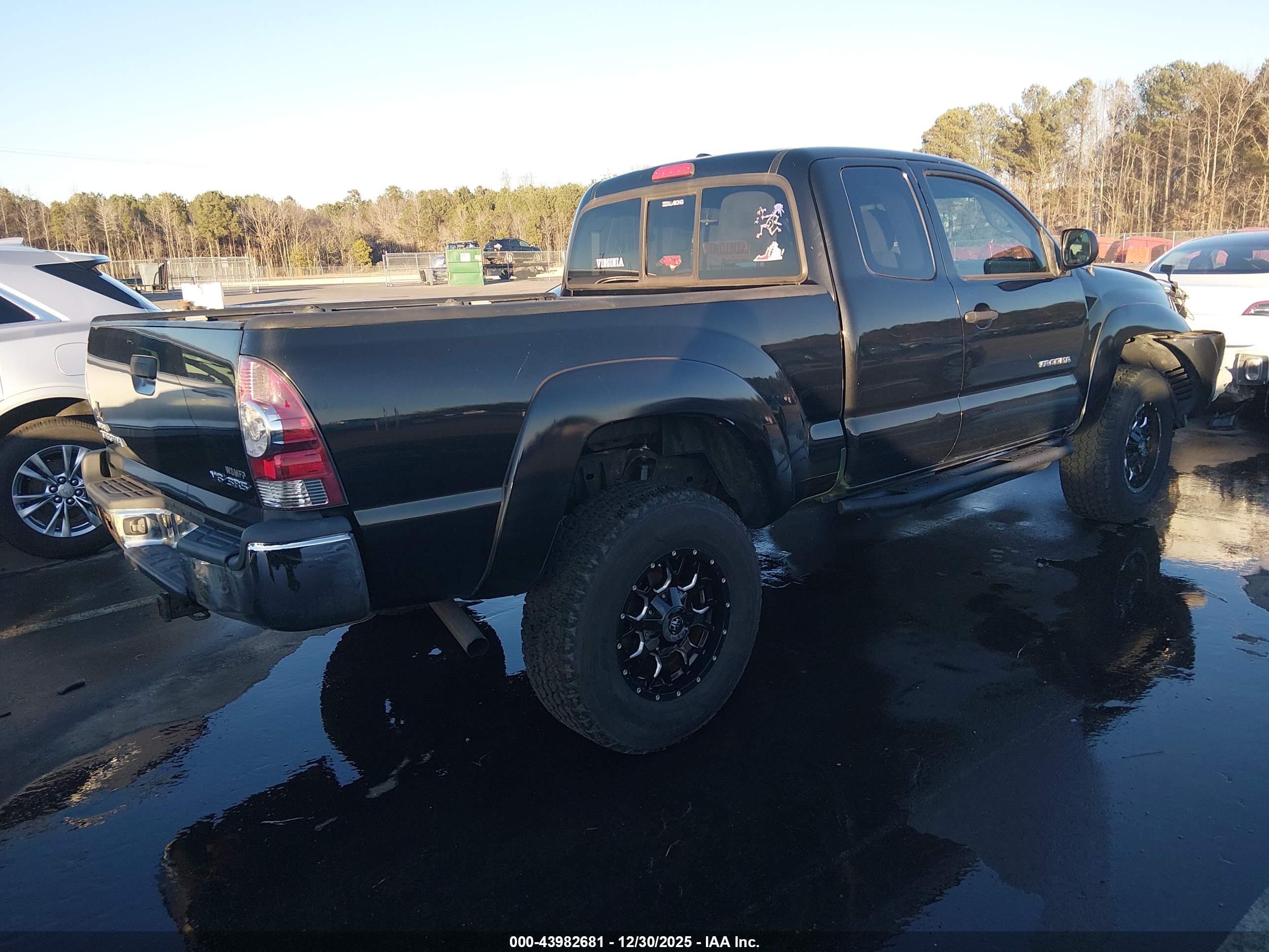 TOYOTA TACOMA image 4