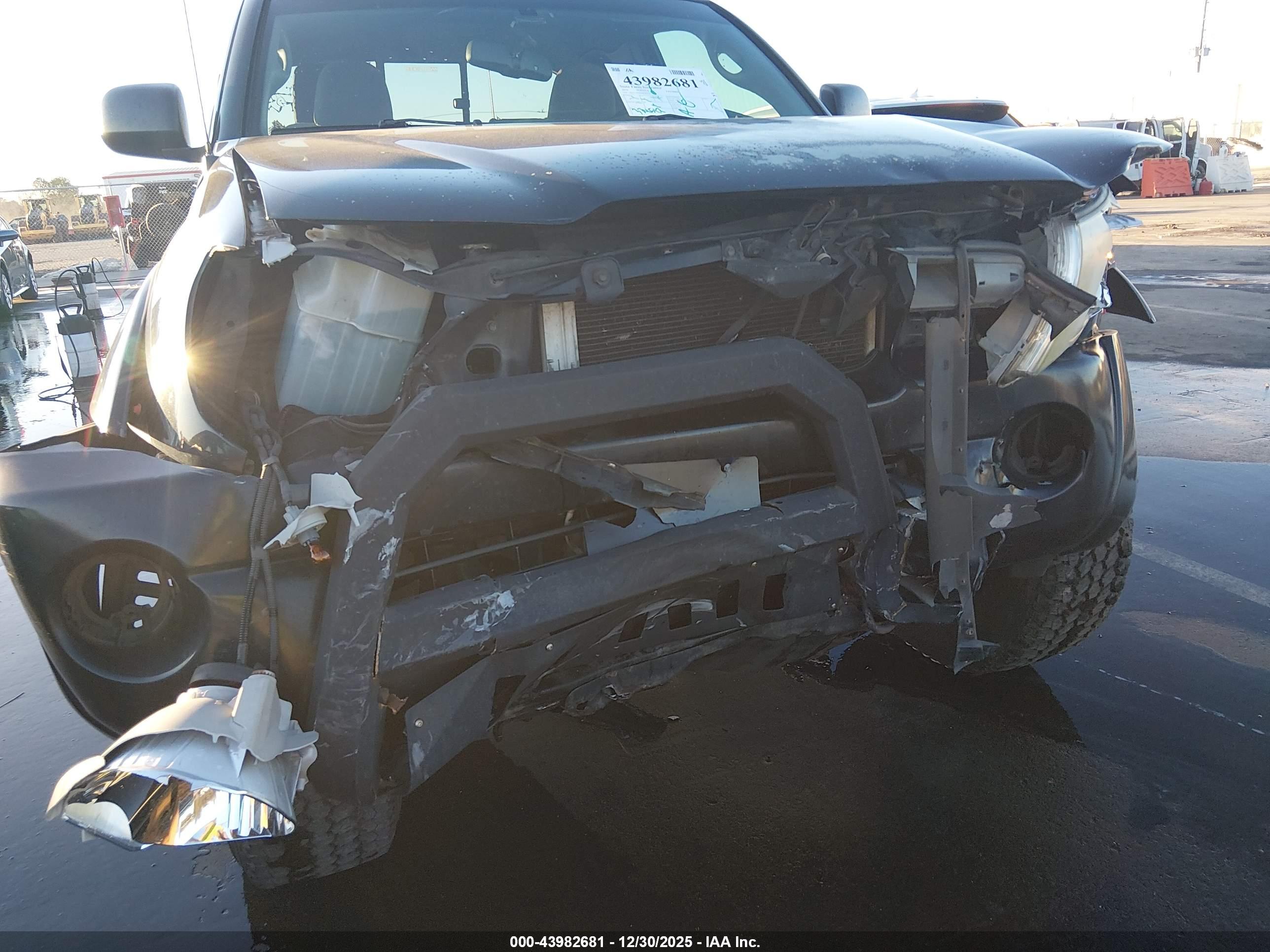 TOYOTA TACOMA image 6