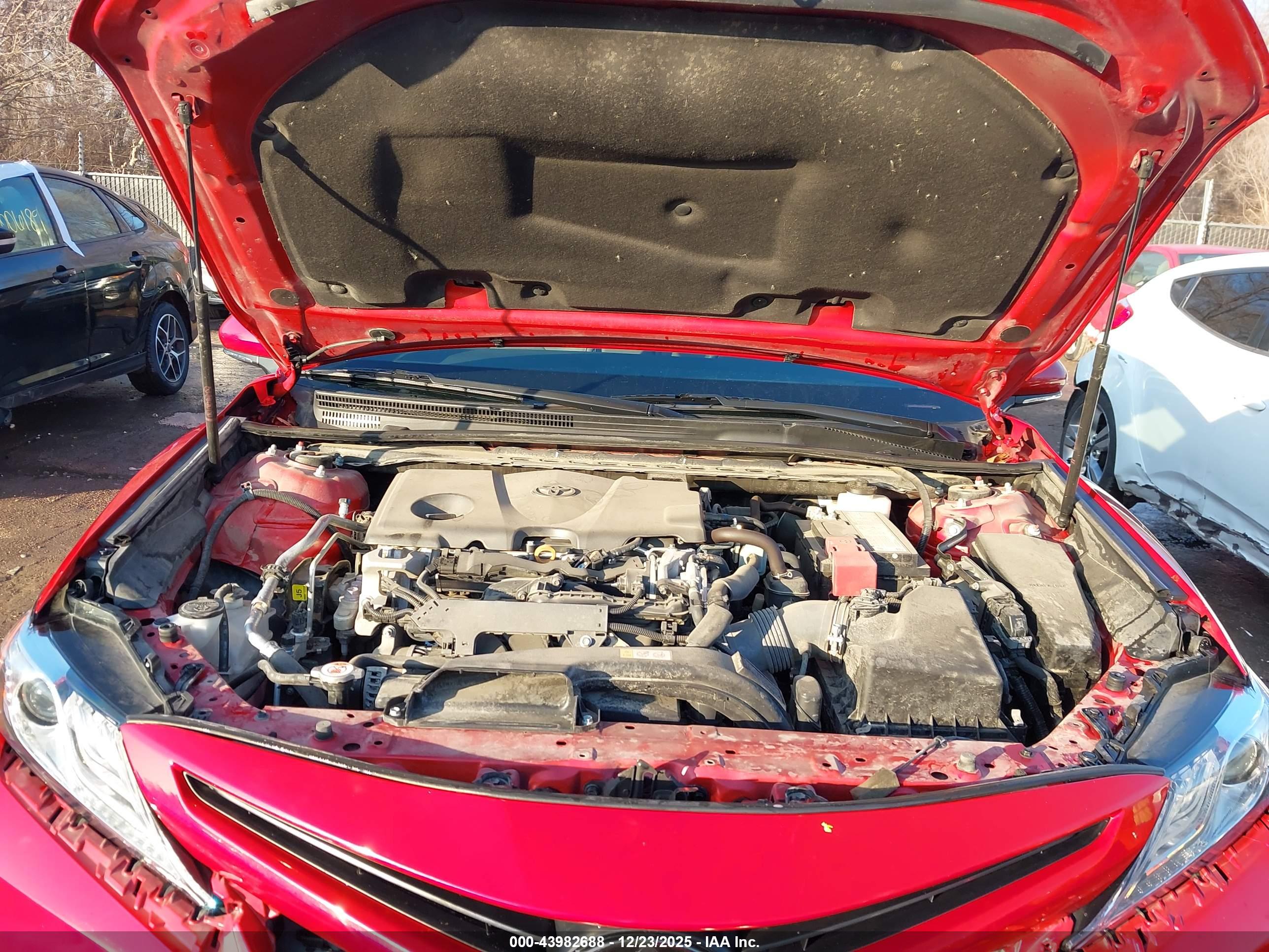 TOYOTA CAMRY image 10