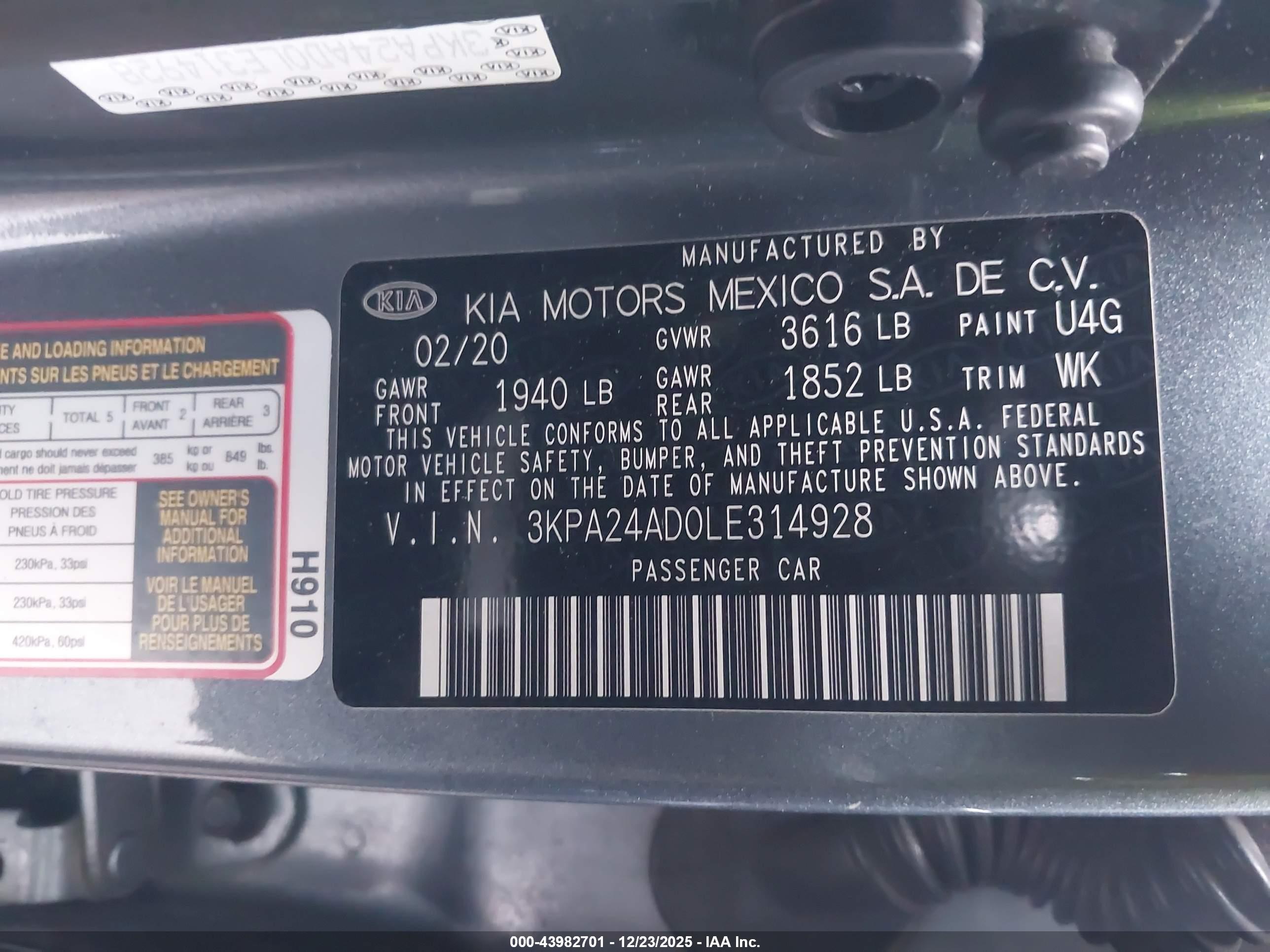 KIA RIO image 9