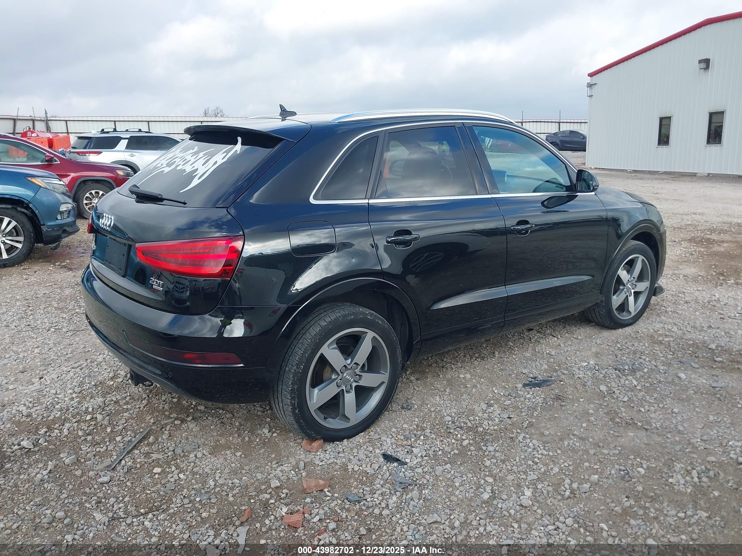 AUDI Q3 image 4