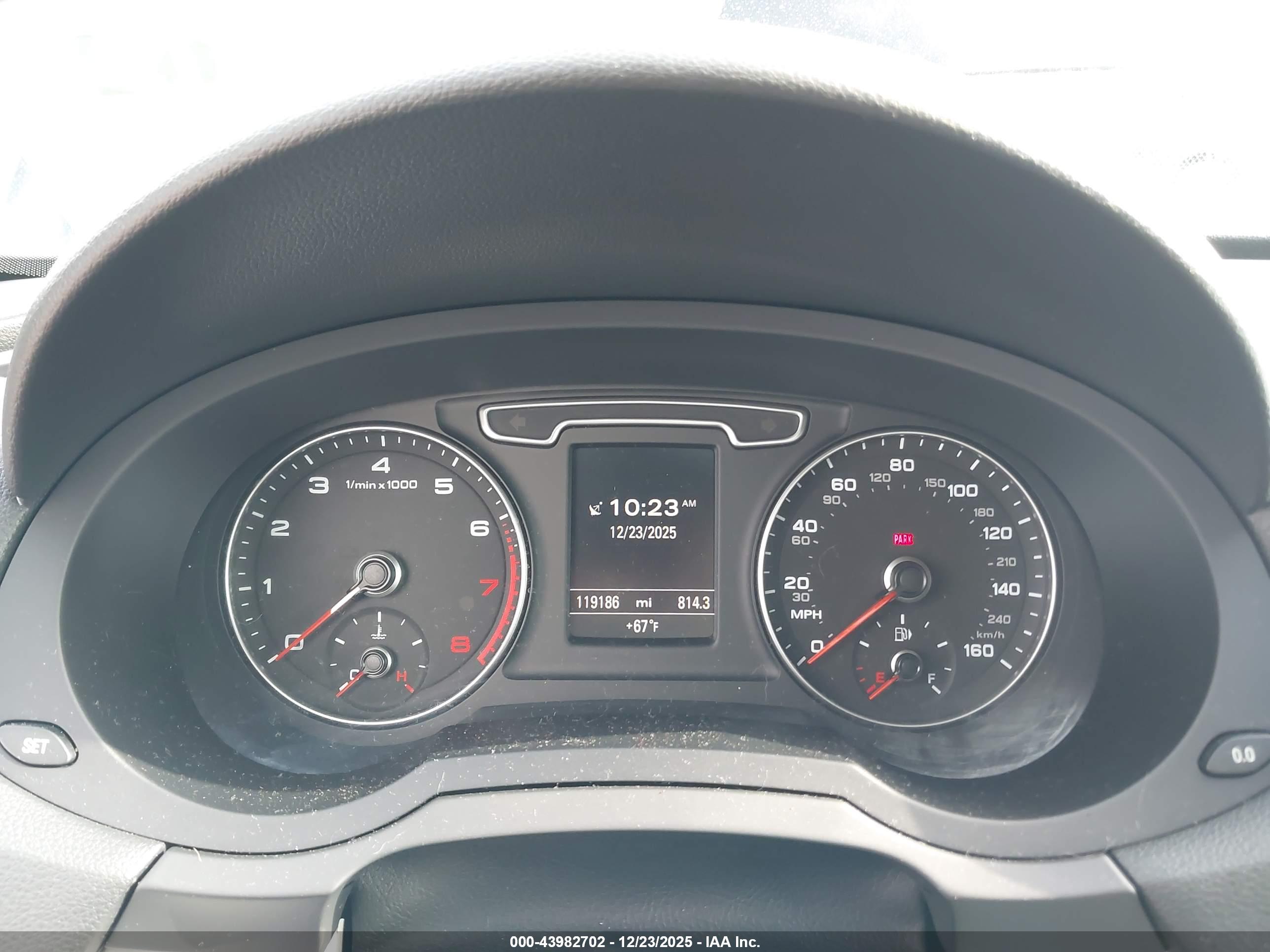 AUDI Q3 image 7
