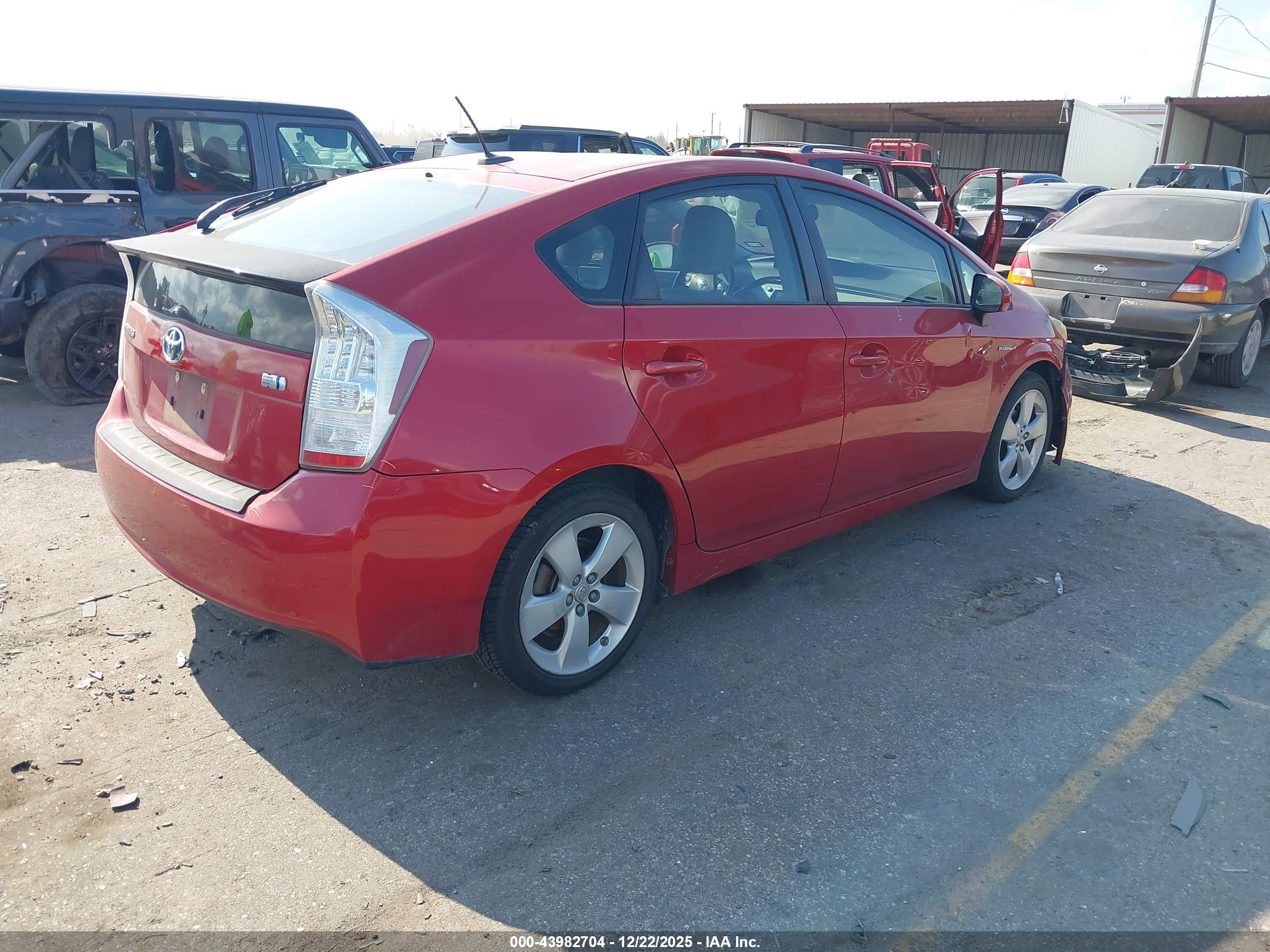 TOYOTA PRIUS image 4