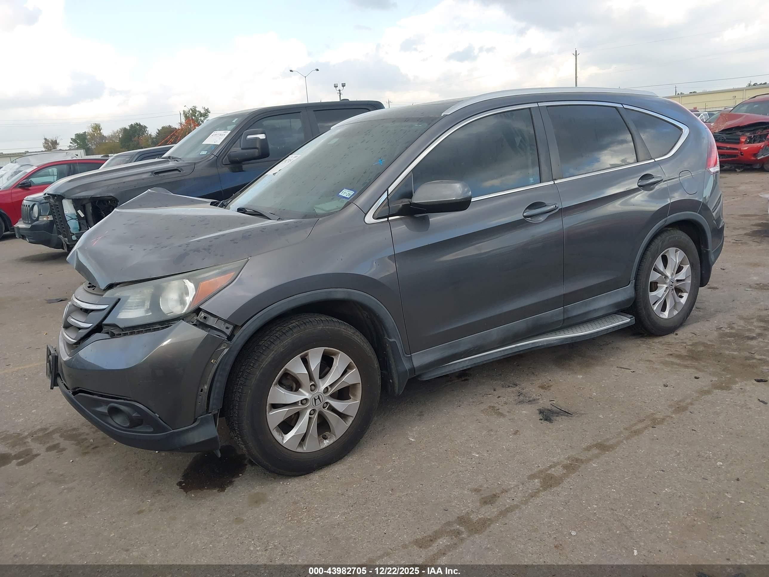 HONDA CR-V image 2