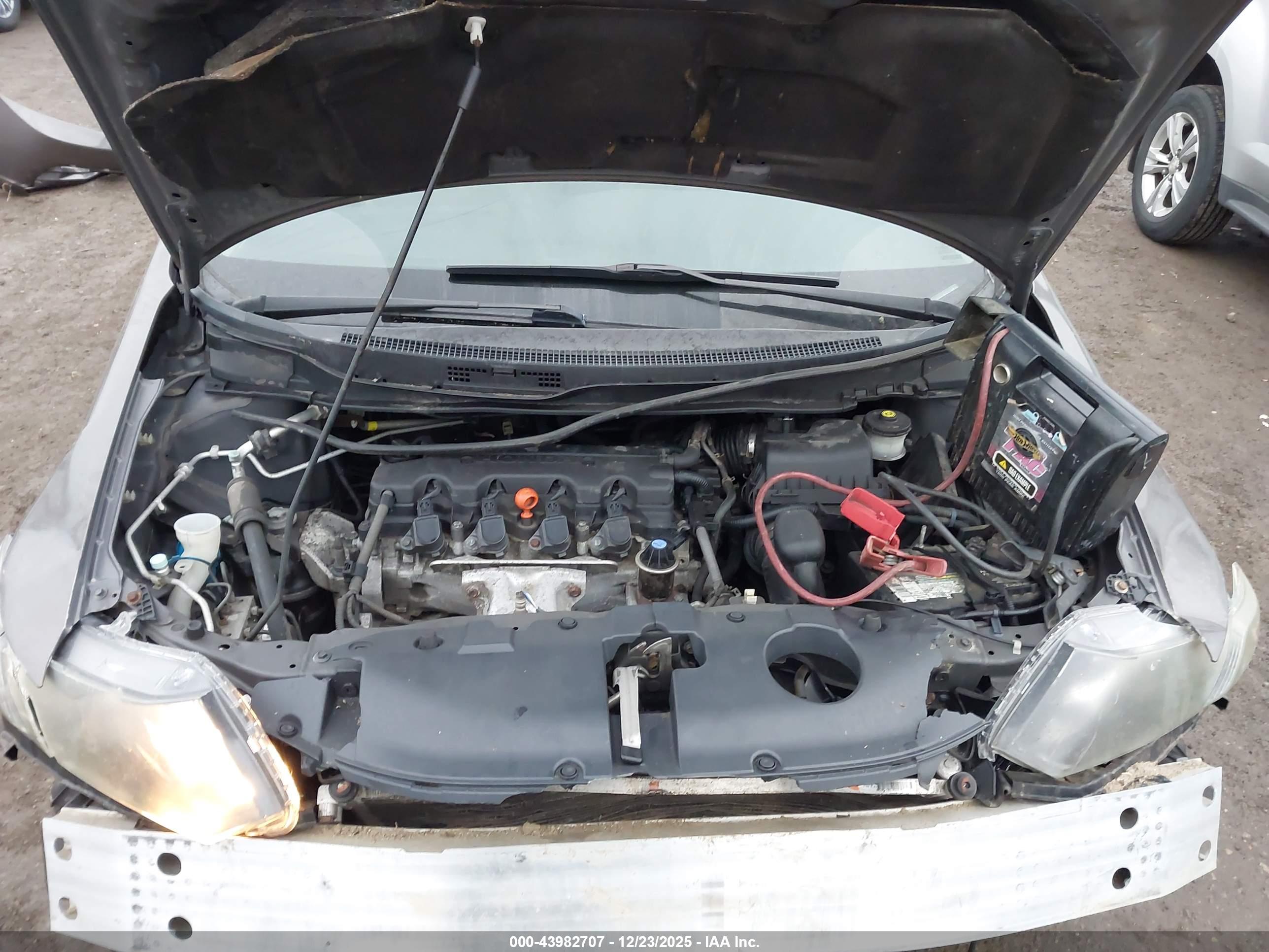 HONDA CIVIC image 10