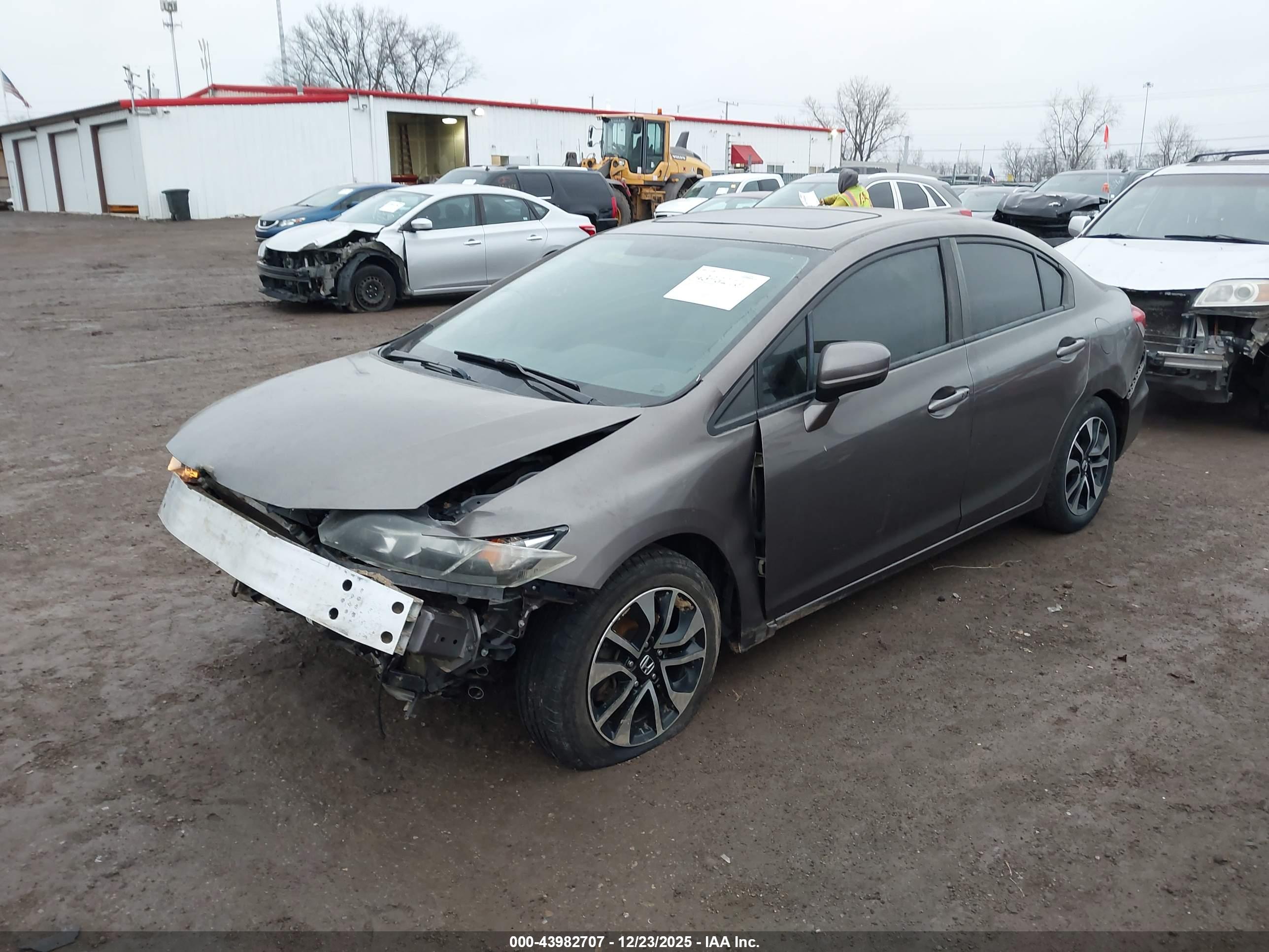 HONDA CIVIC image 2