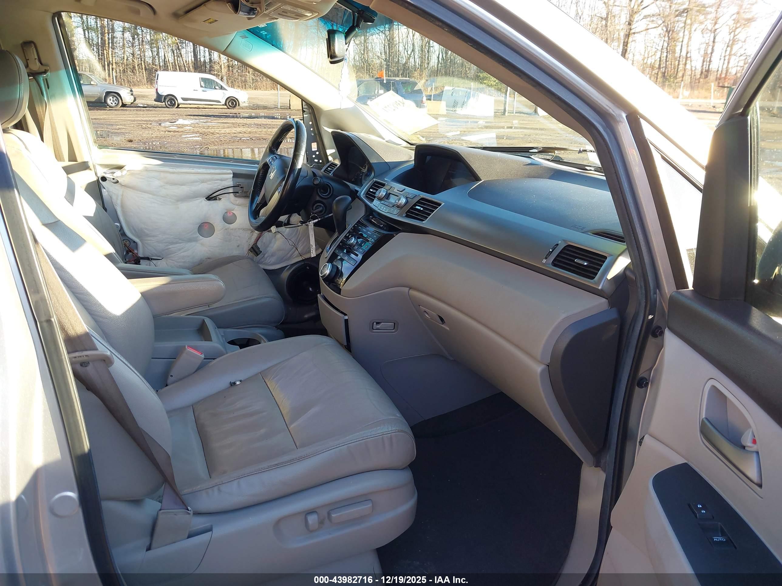 HONDA ODYSSEY image 5
