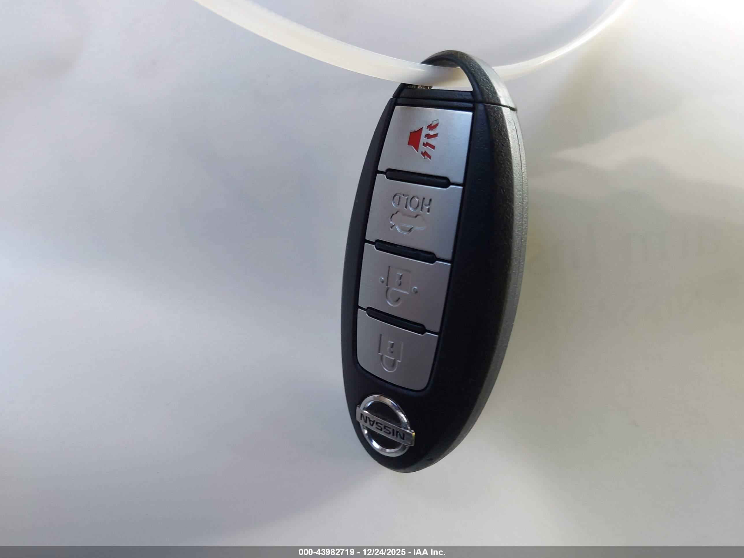 NISSAN ALTIMA image 11