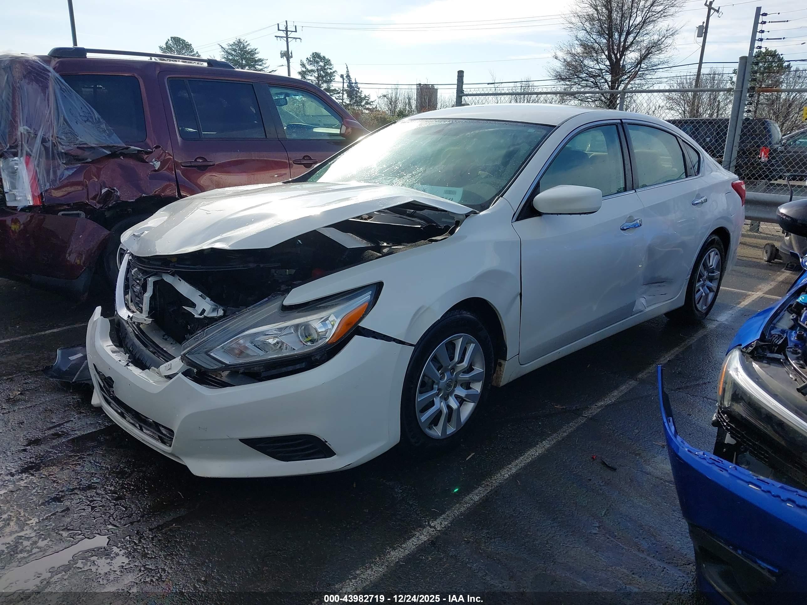 NISSAN ALTIMA image 2