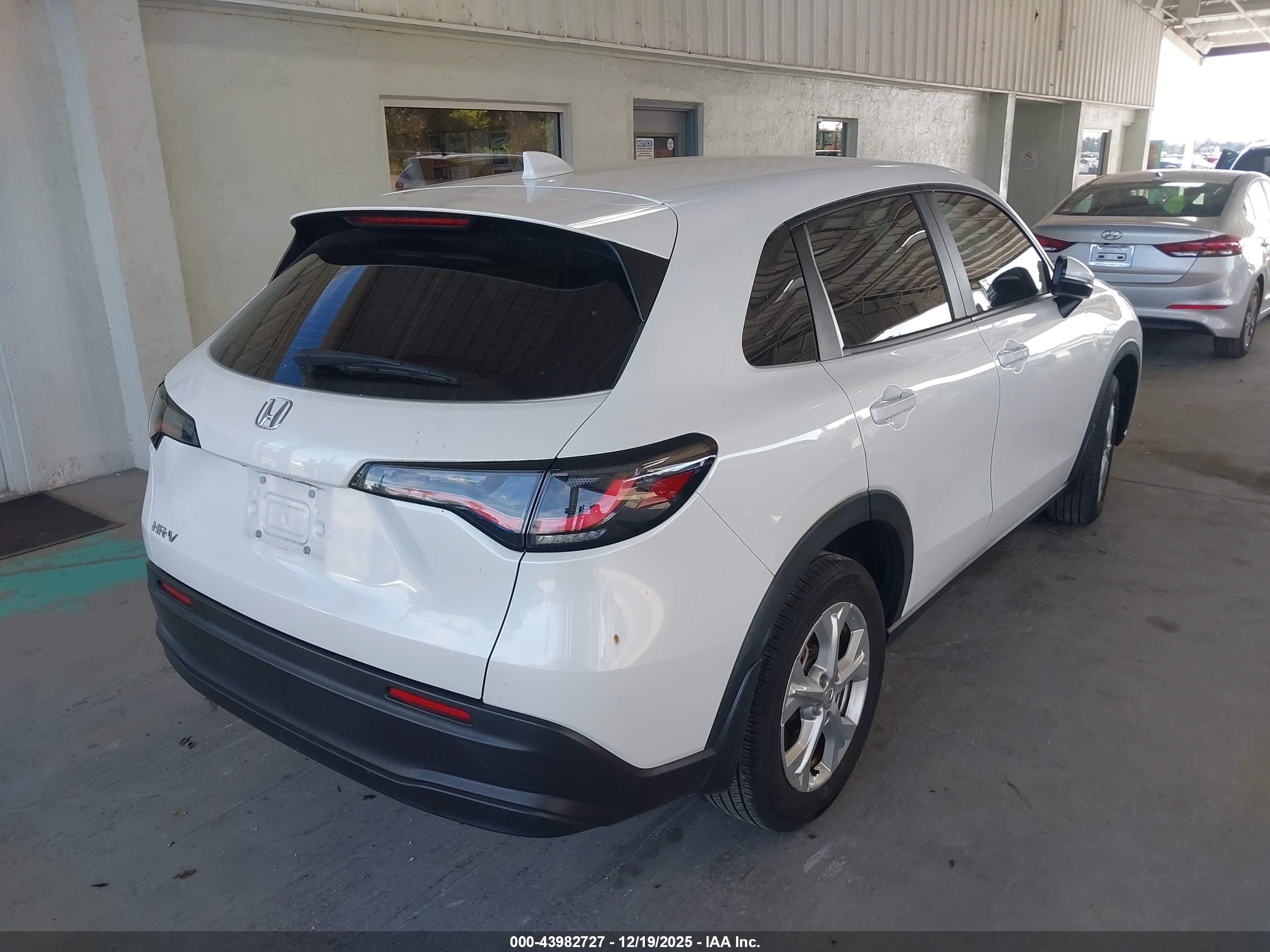 HONDA HR-V image 4