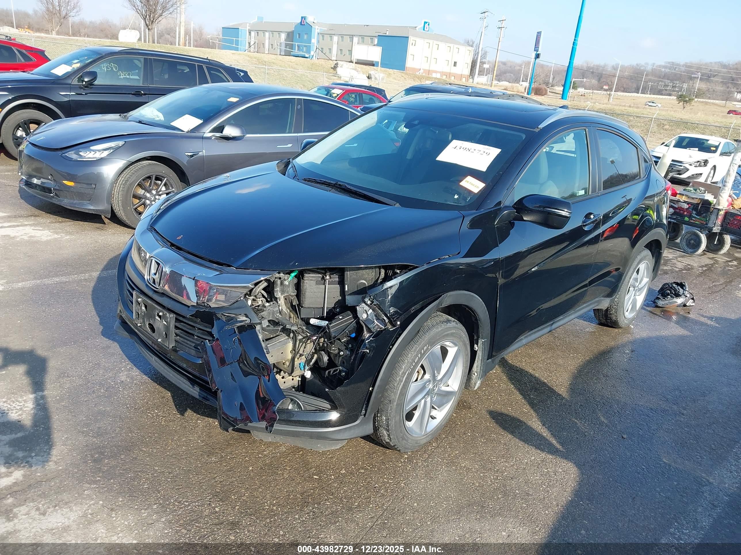 HONDA HR-V image 2