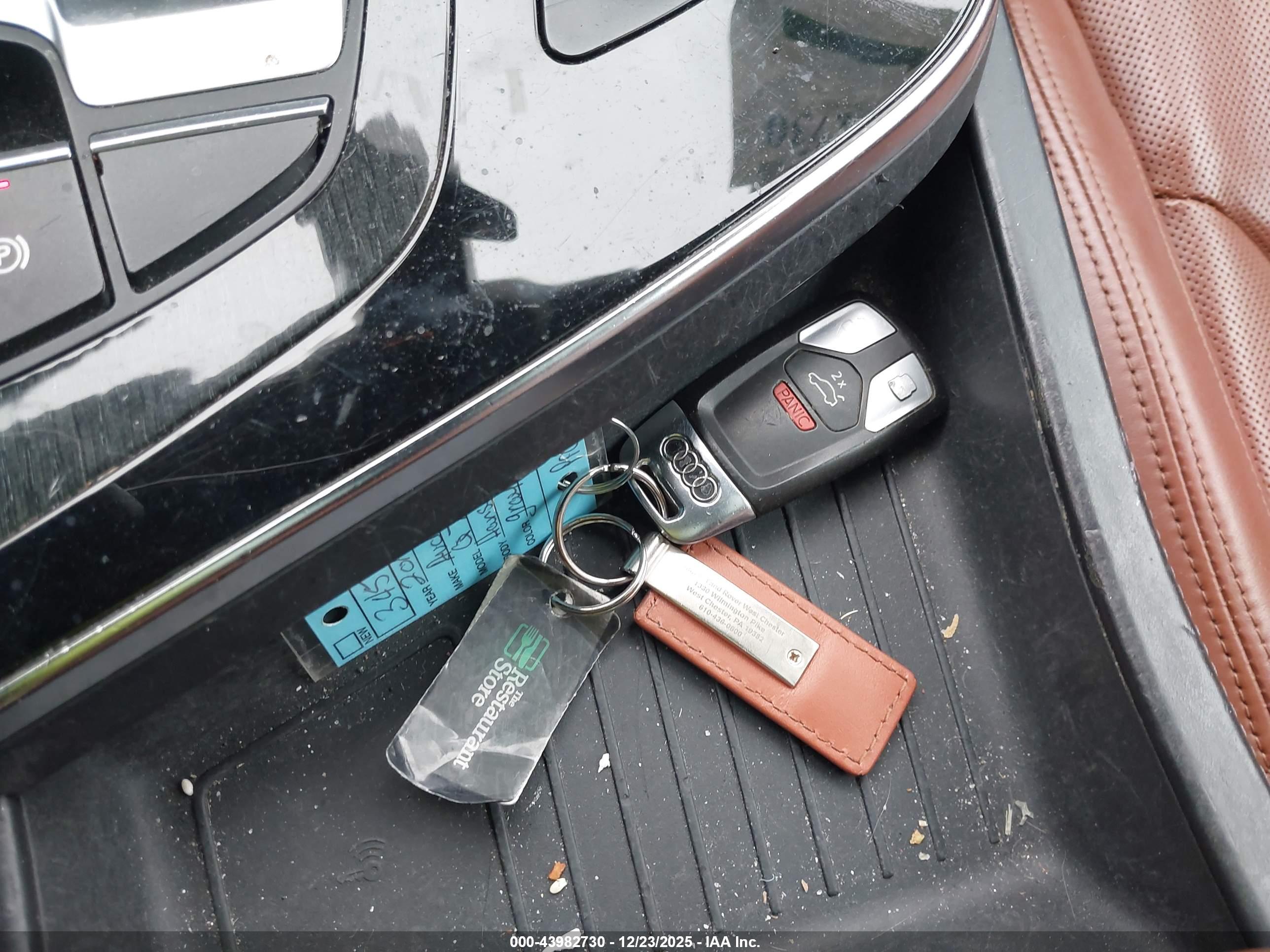 AUDI Q7 image 11