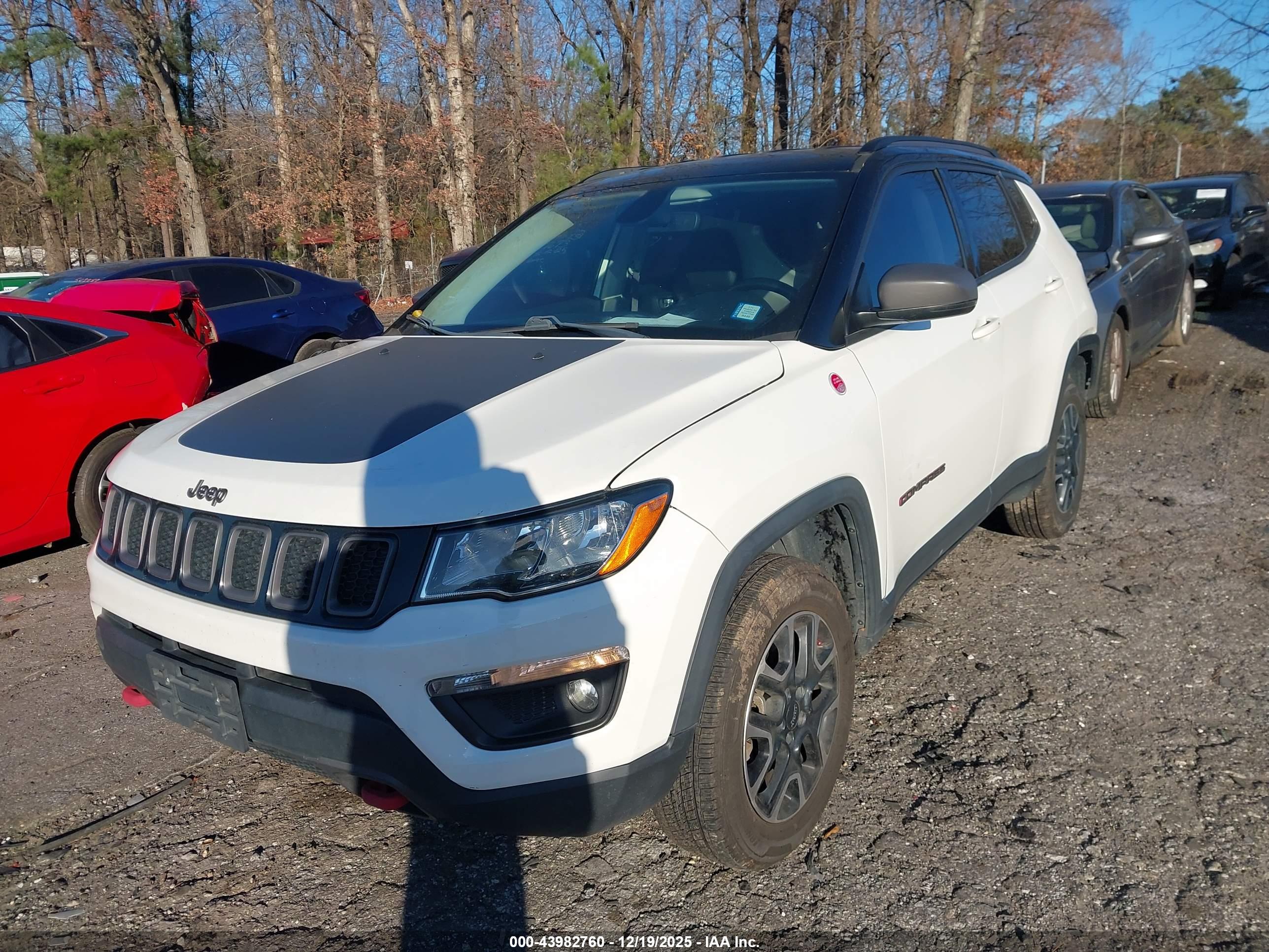 JEEP COMPASS image 2