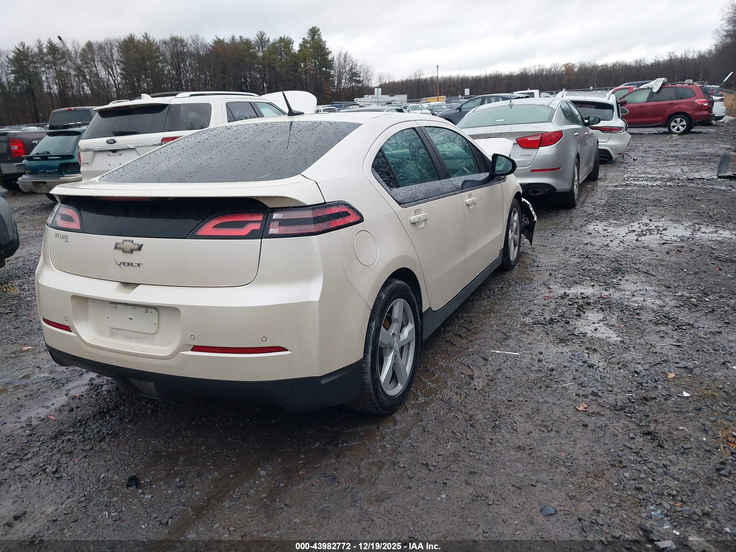 CHEVROLET VOLT image 4