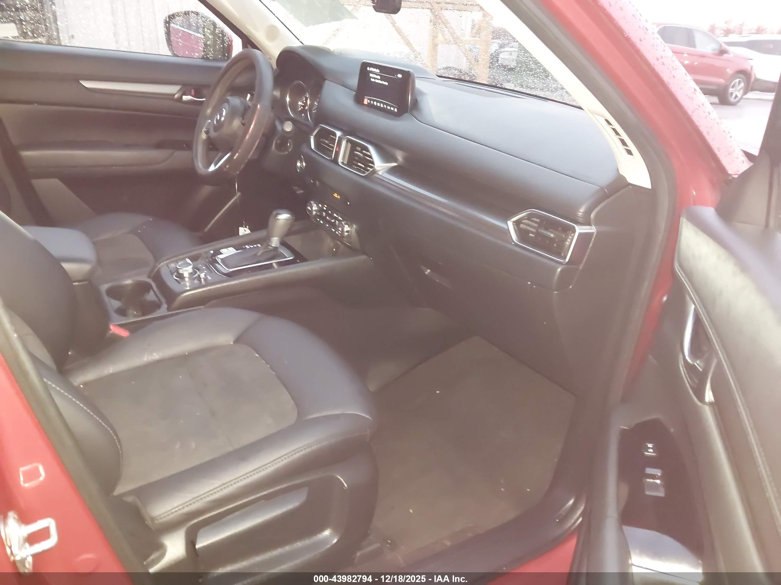 MAZDA CX-5 image 5