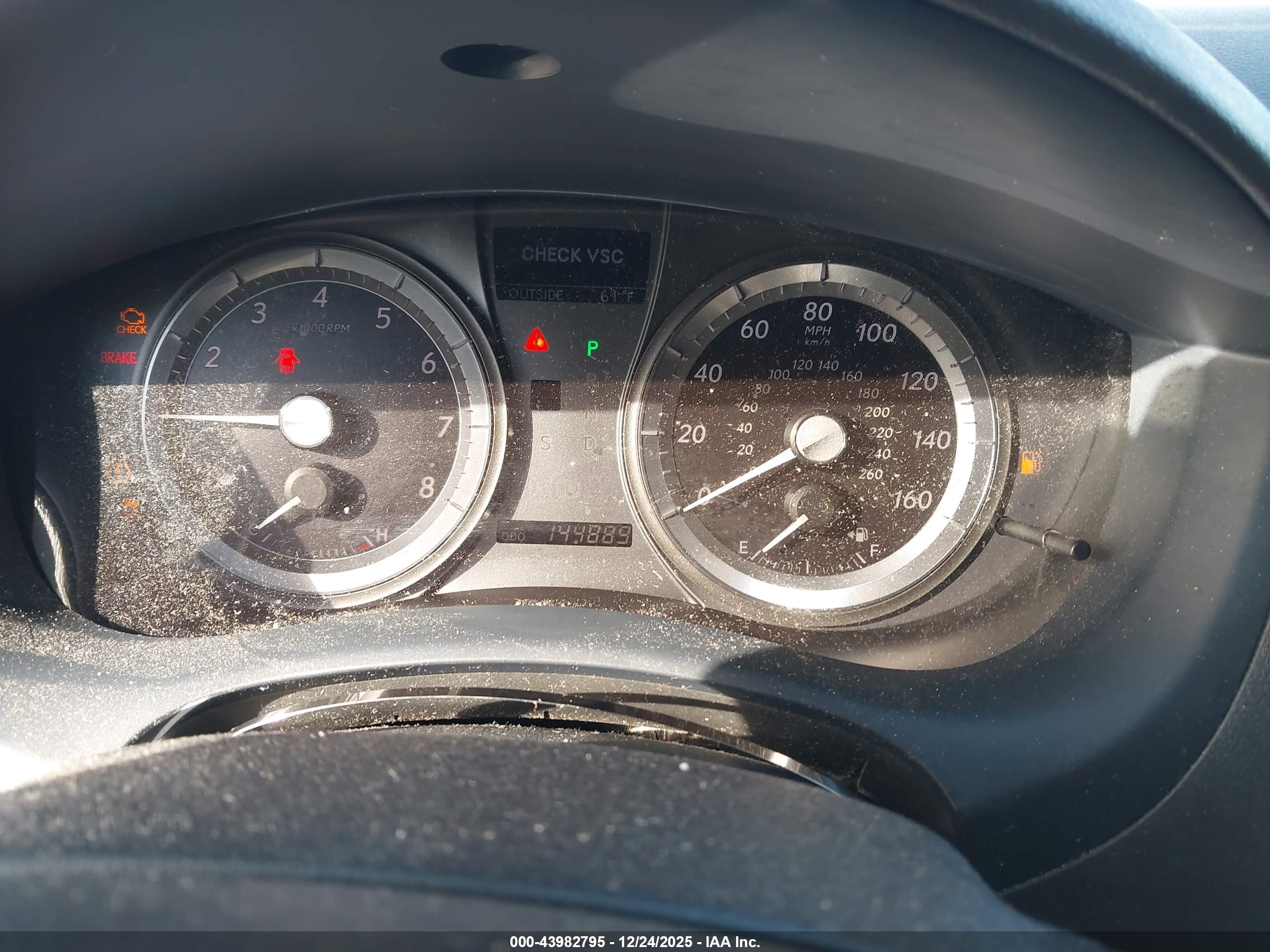 LEXUS ES image 7