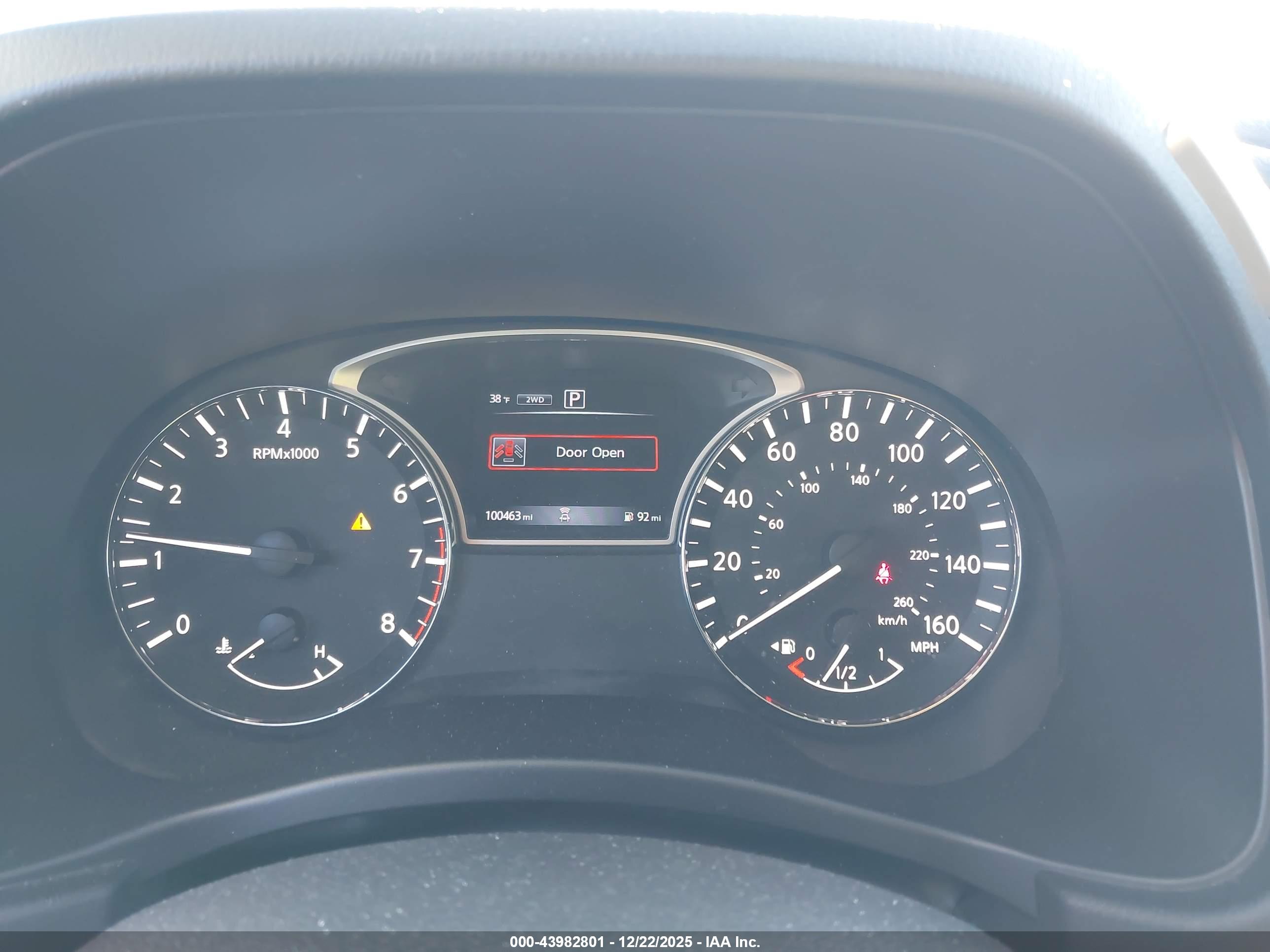 NISSAN PATHFINDER image 7