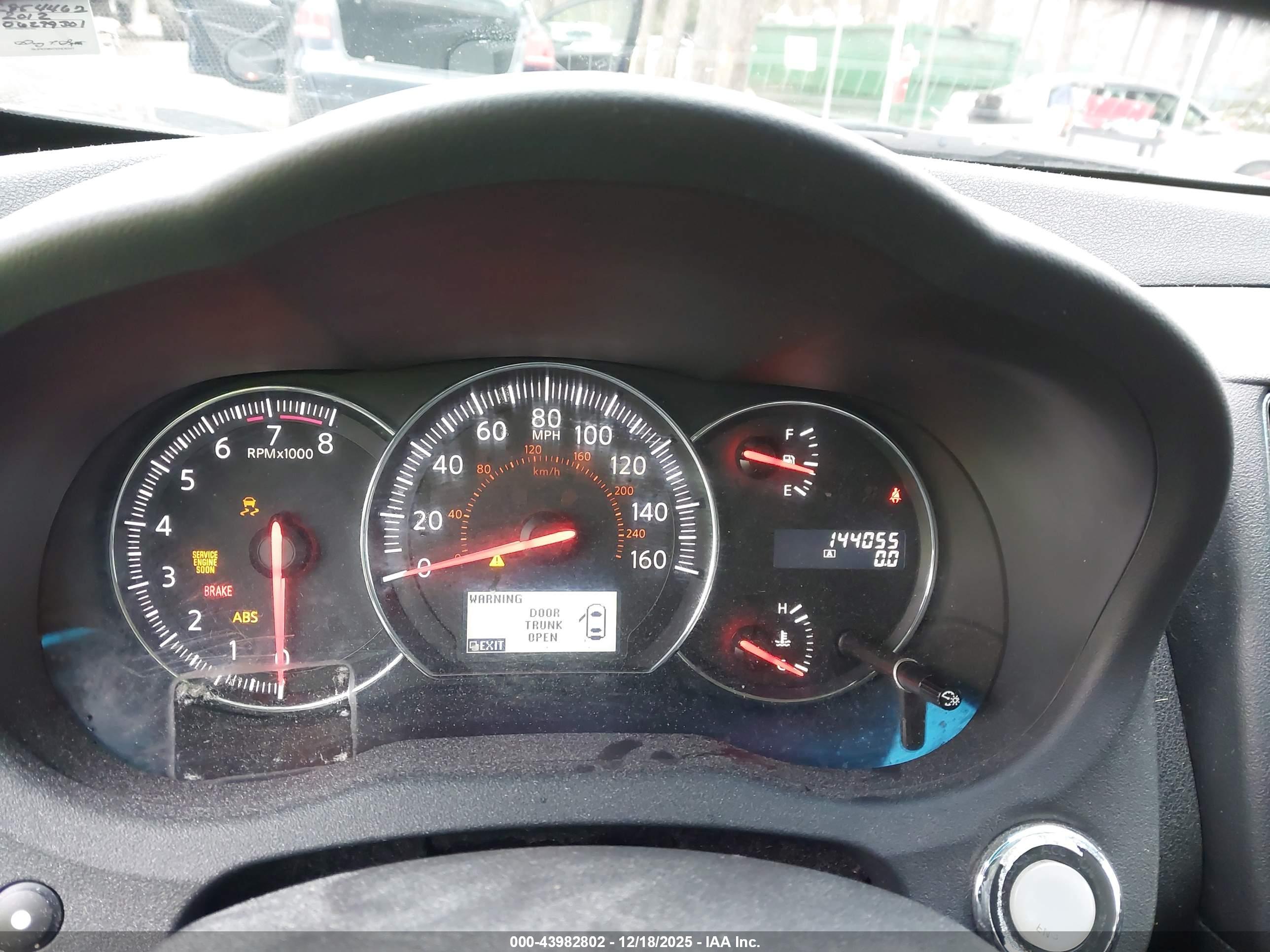 NISSAN MAXIMA image 7