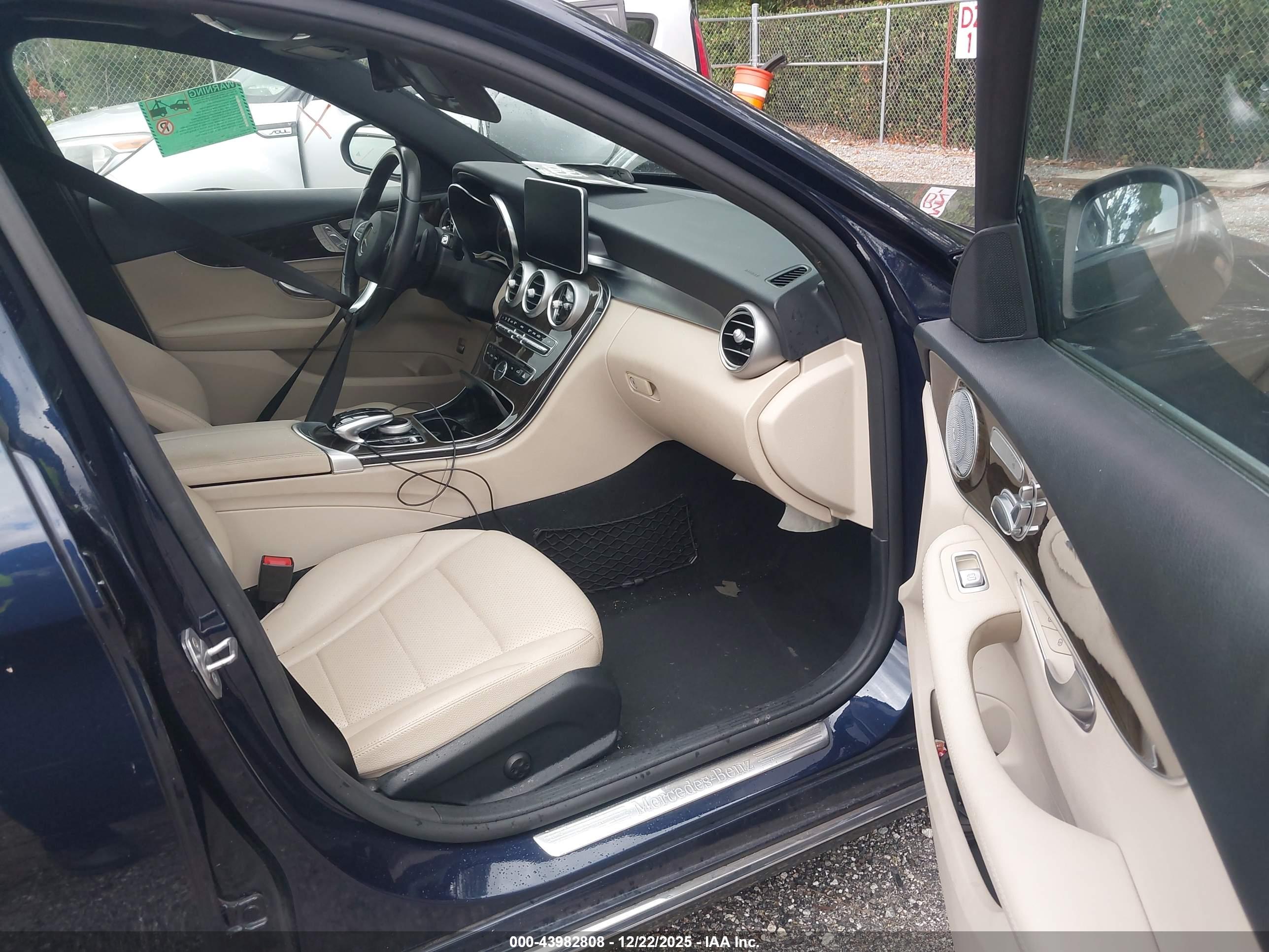 MERCEDES-BENZ C image 5