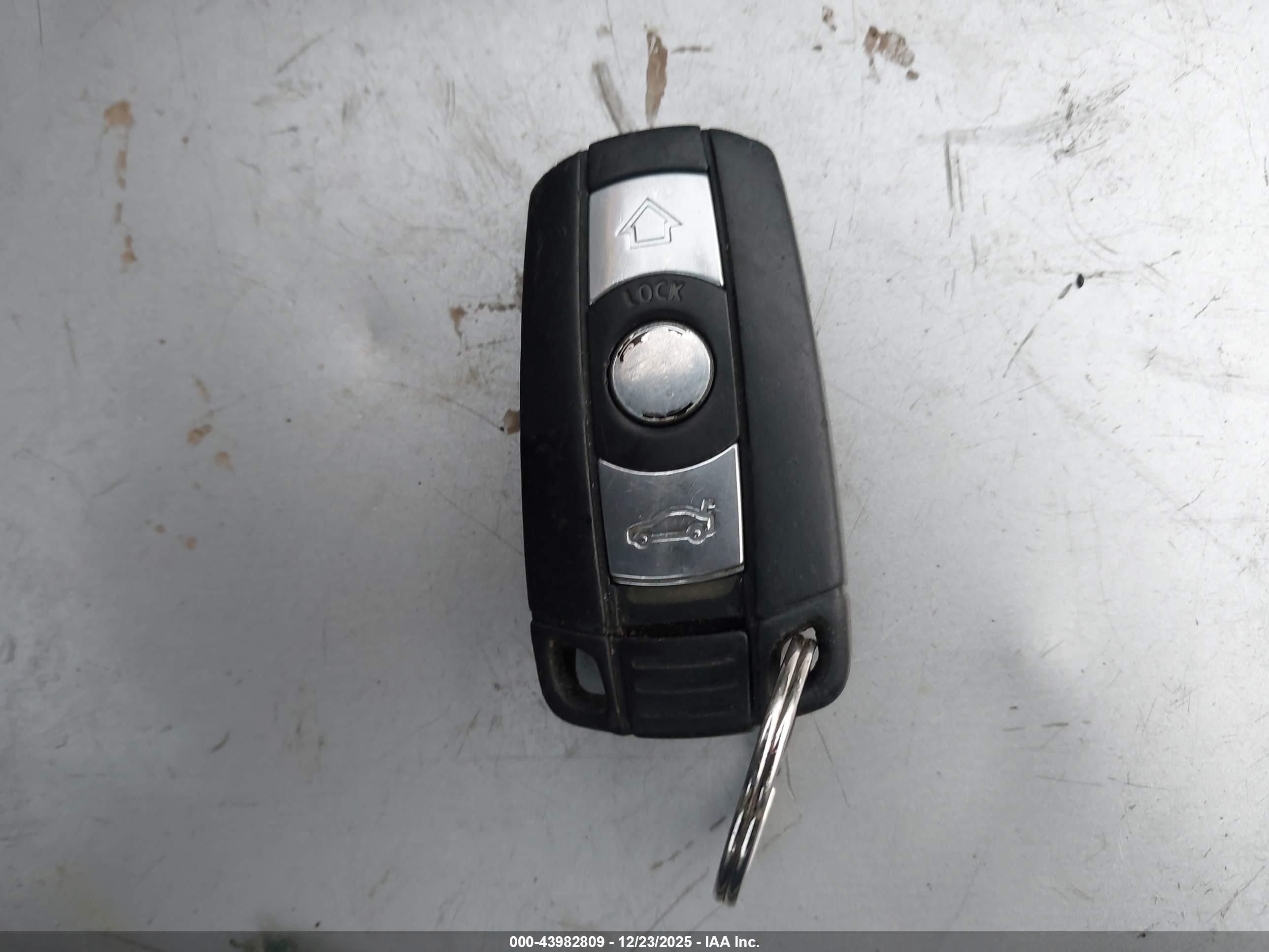 BMW 325XIT image 11