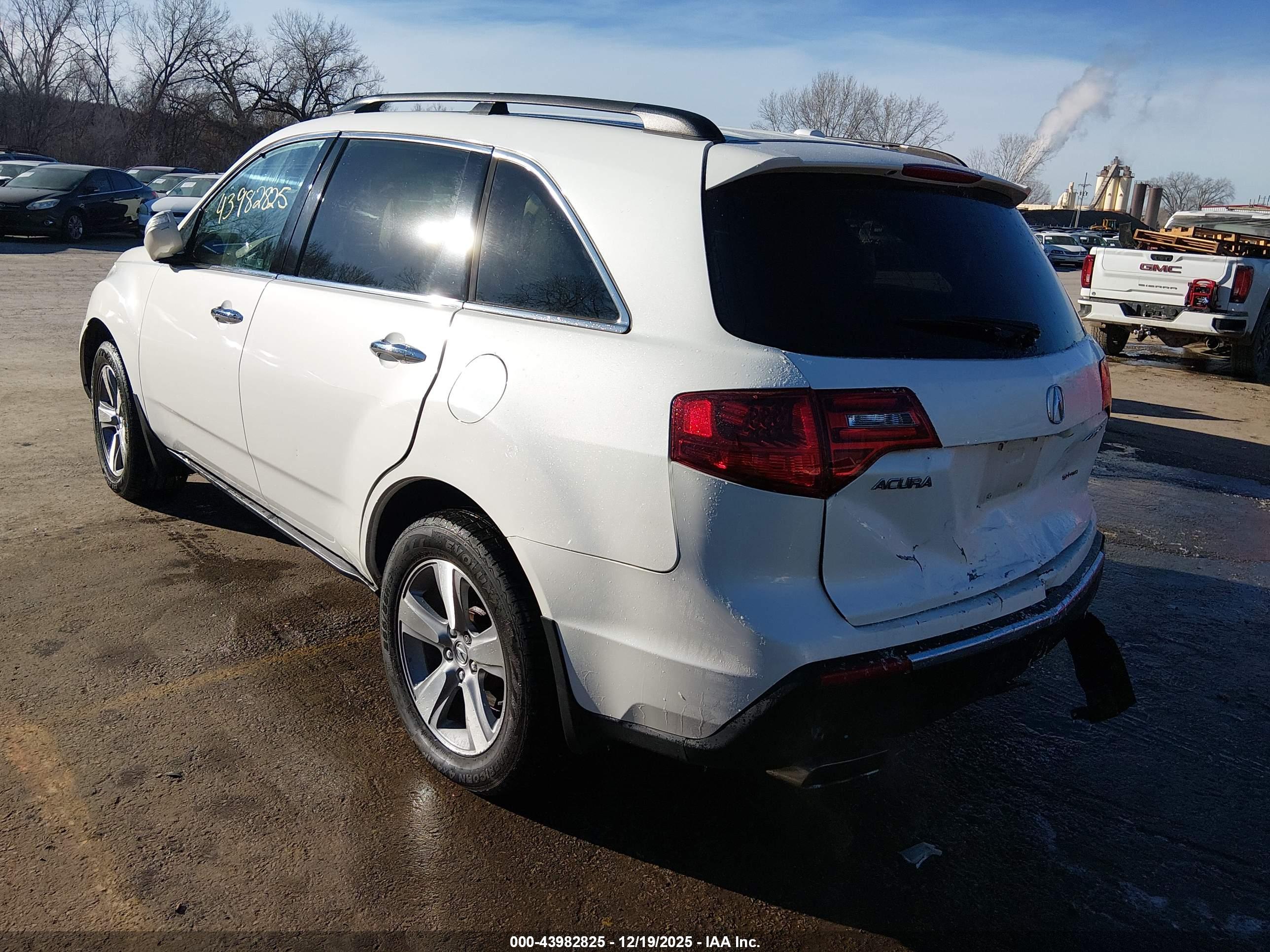 ACURA MDX image 3