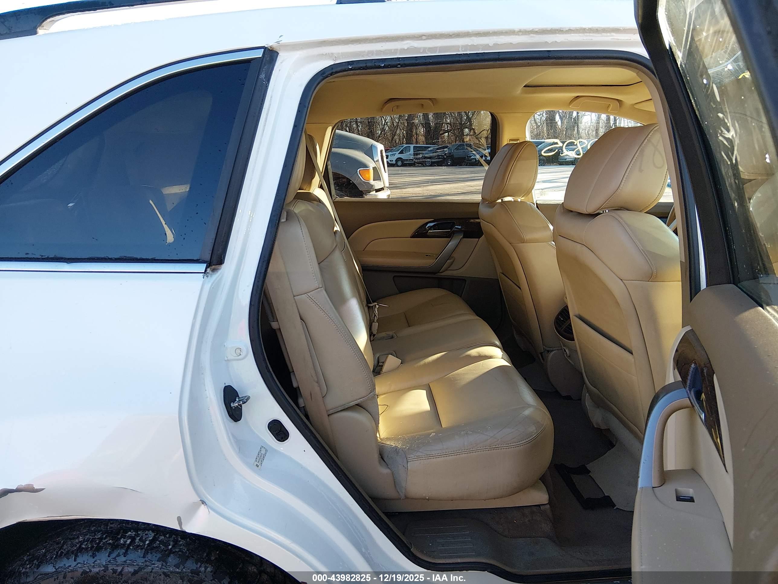 ACURA MDX image 8