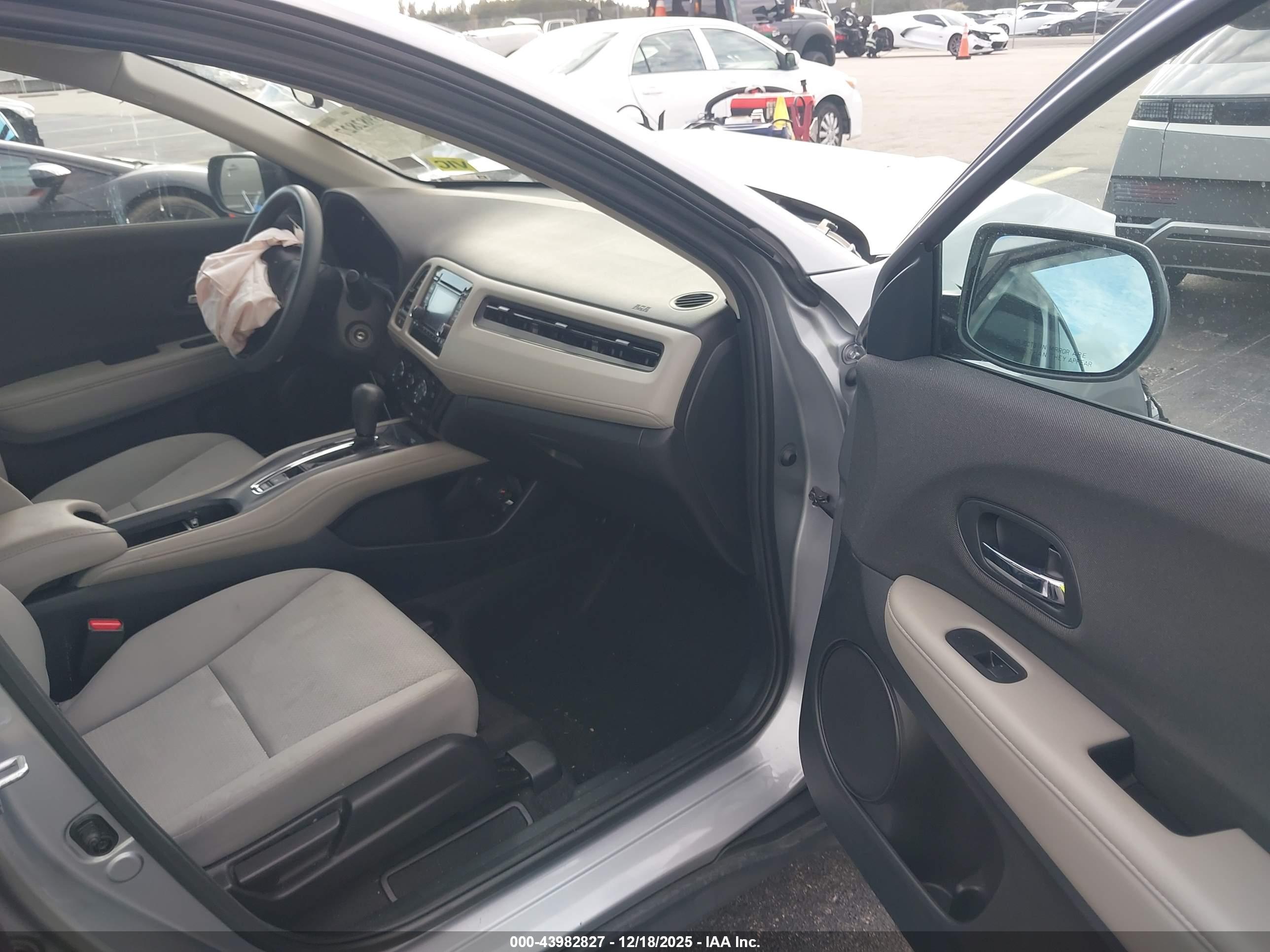 HONDA HR-V image 5