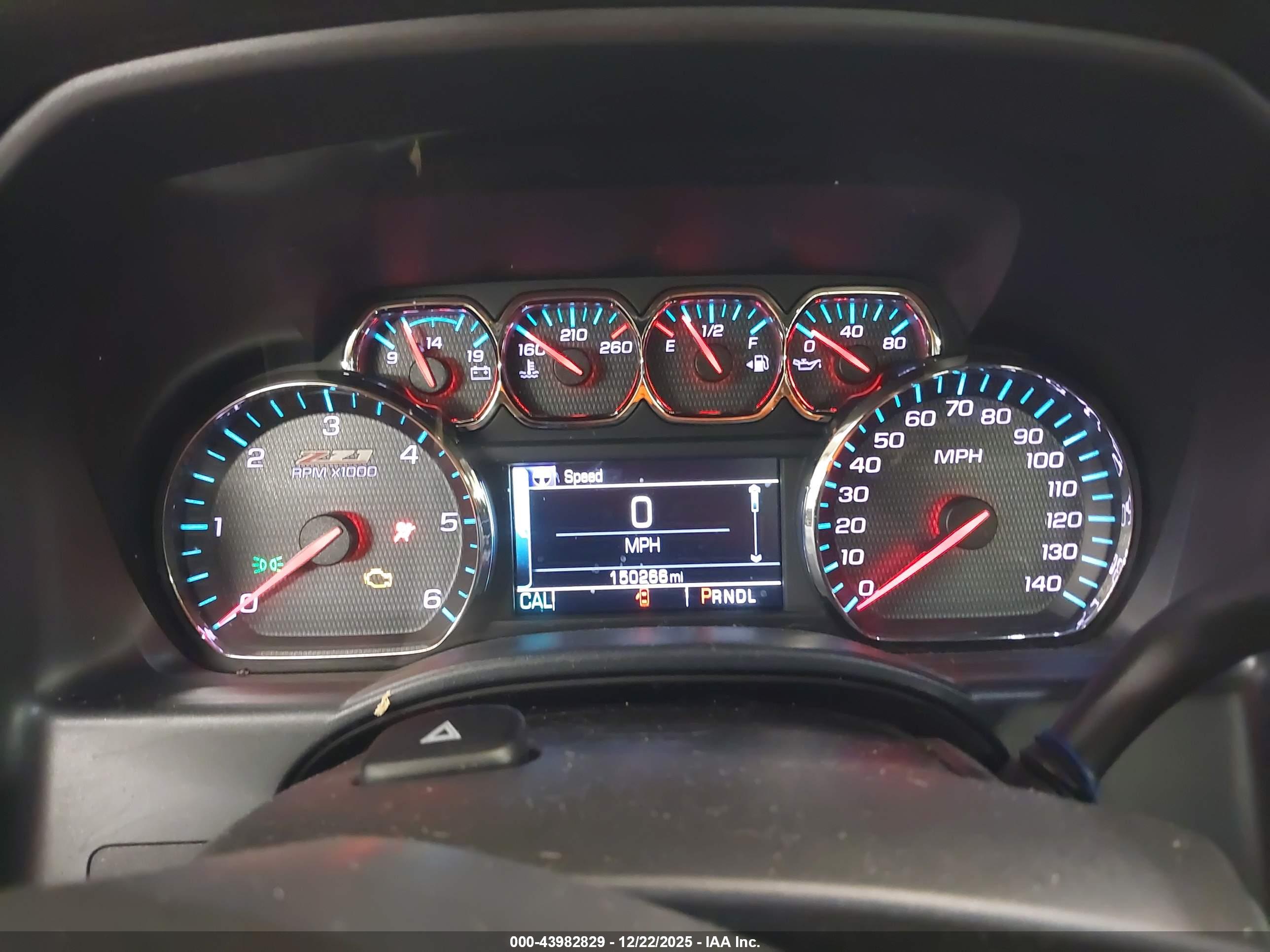 CHEVROLET SILVERADO image 7
