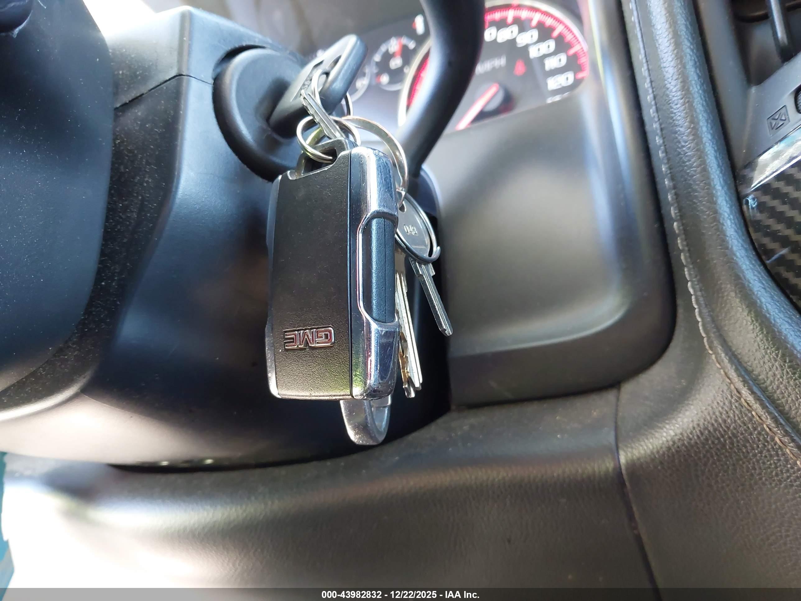 GMC SIERRA image 11