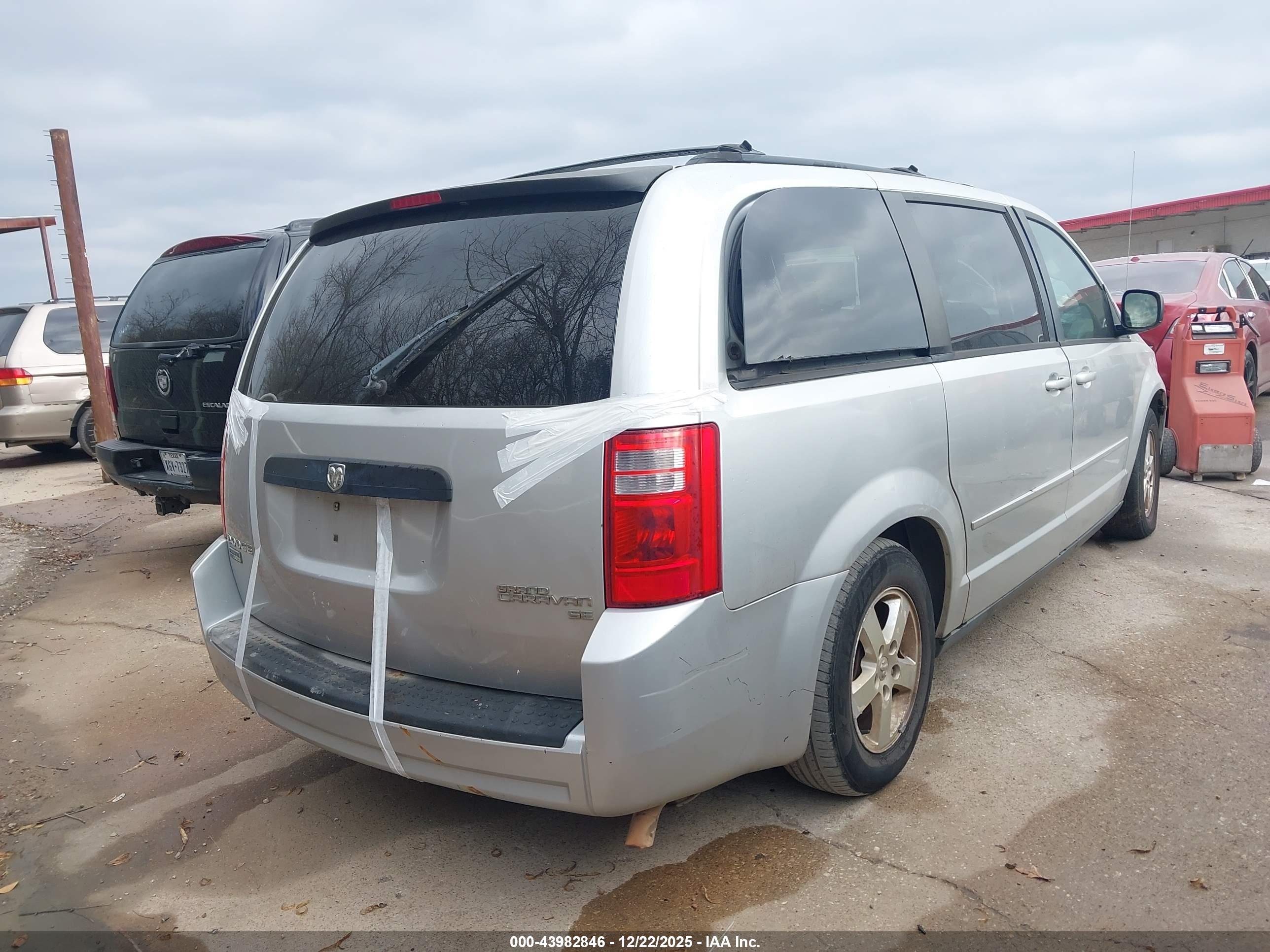 DODGE GRAND image 4