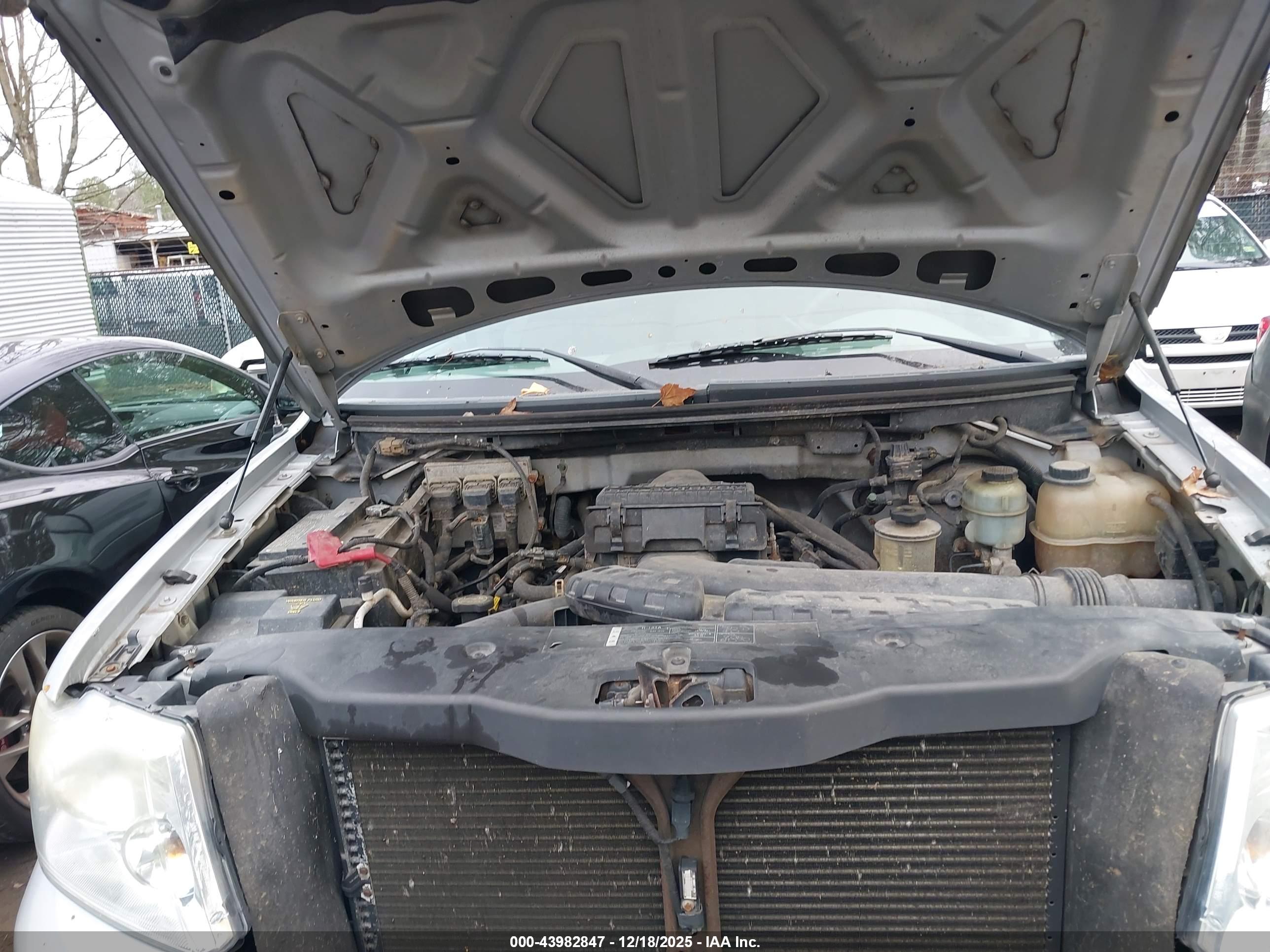 FORD F-150 image 10
