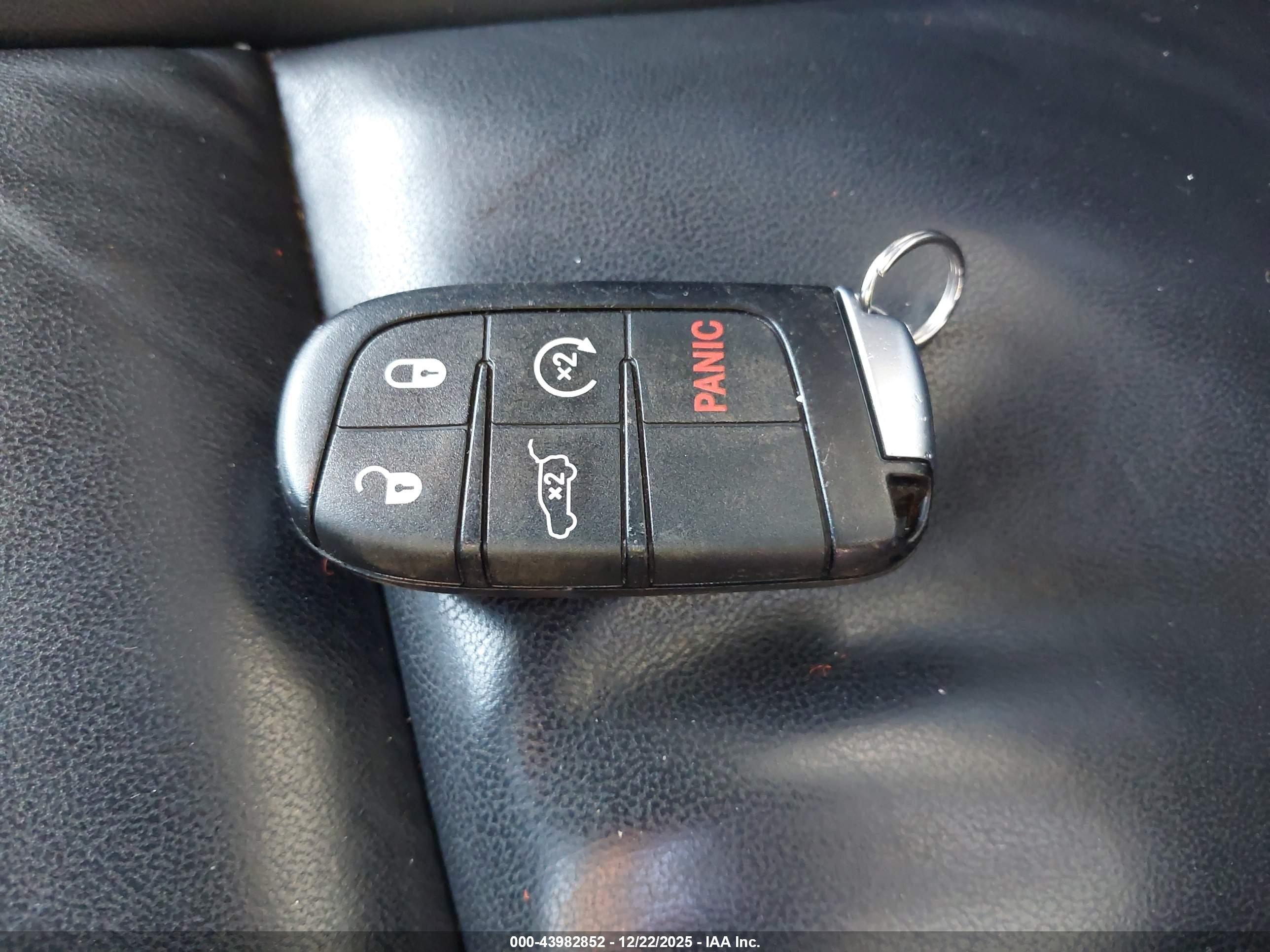 JEEP GRAND image 11