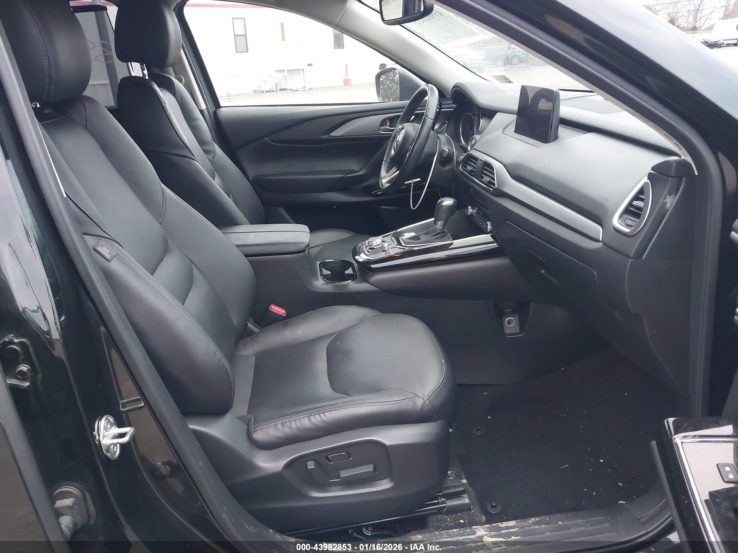MAZDA CX-9 image 5