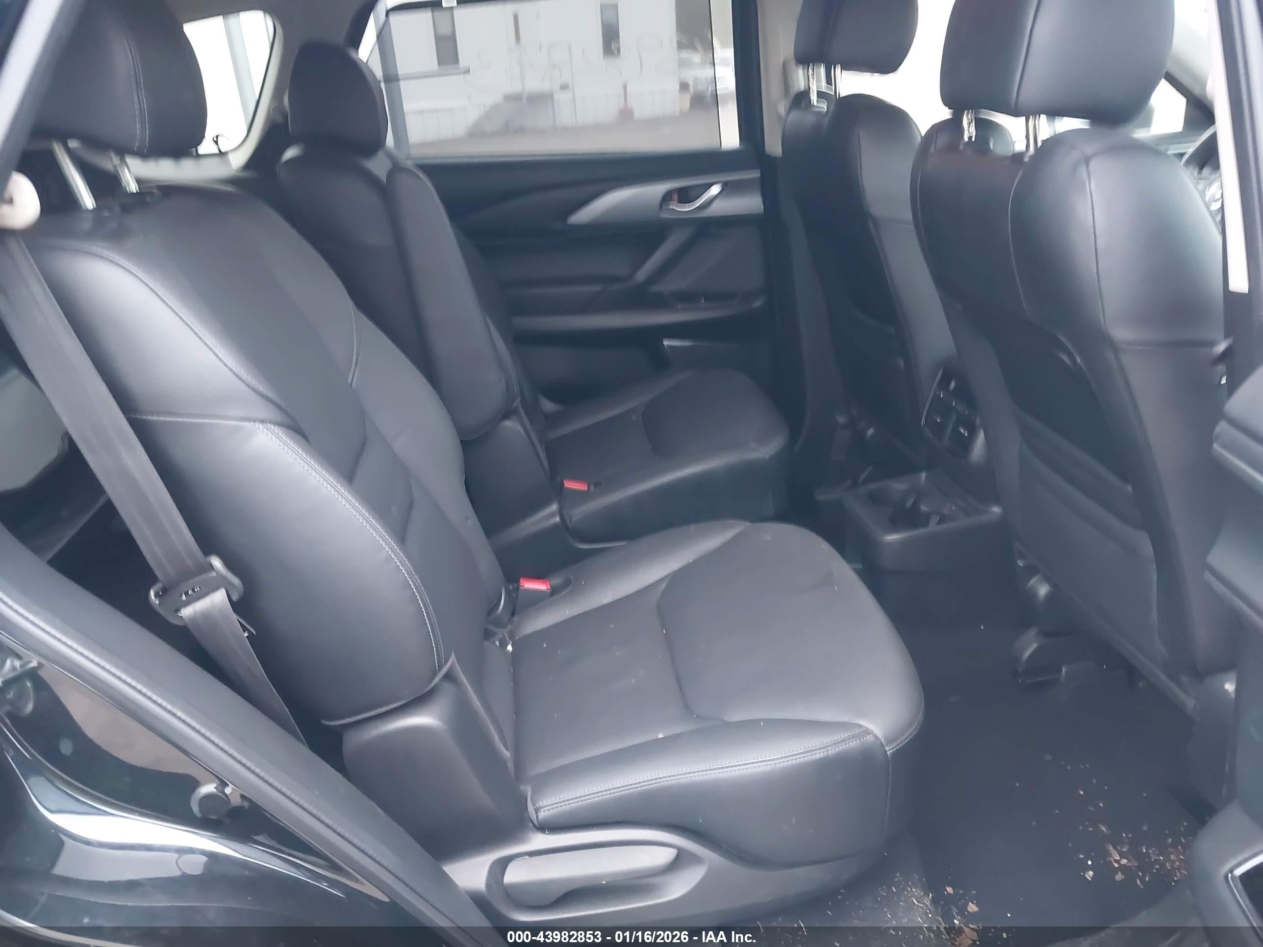 MAZDA CX-9 image 8