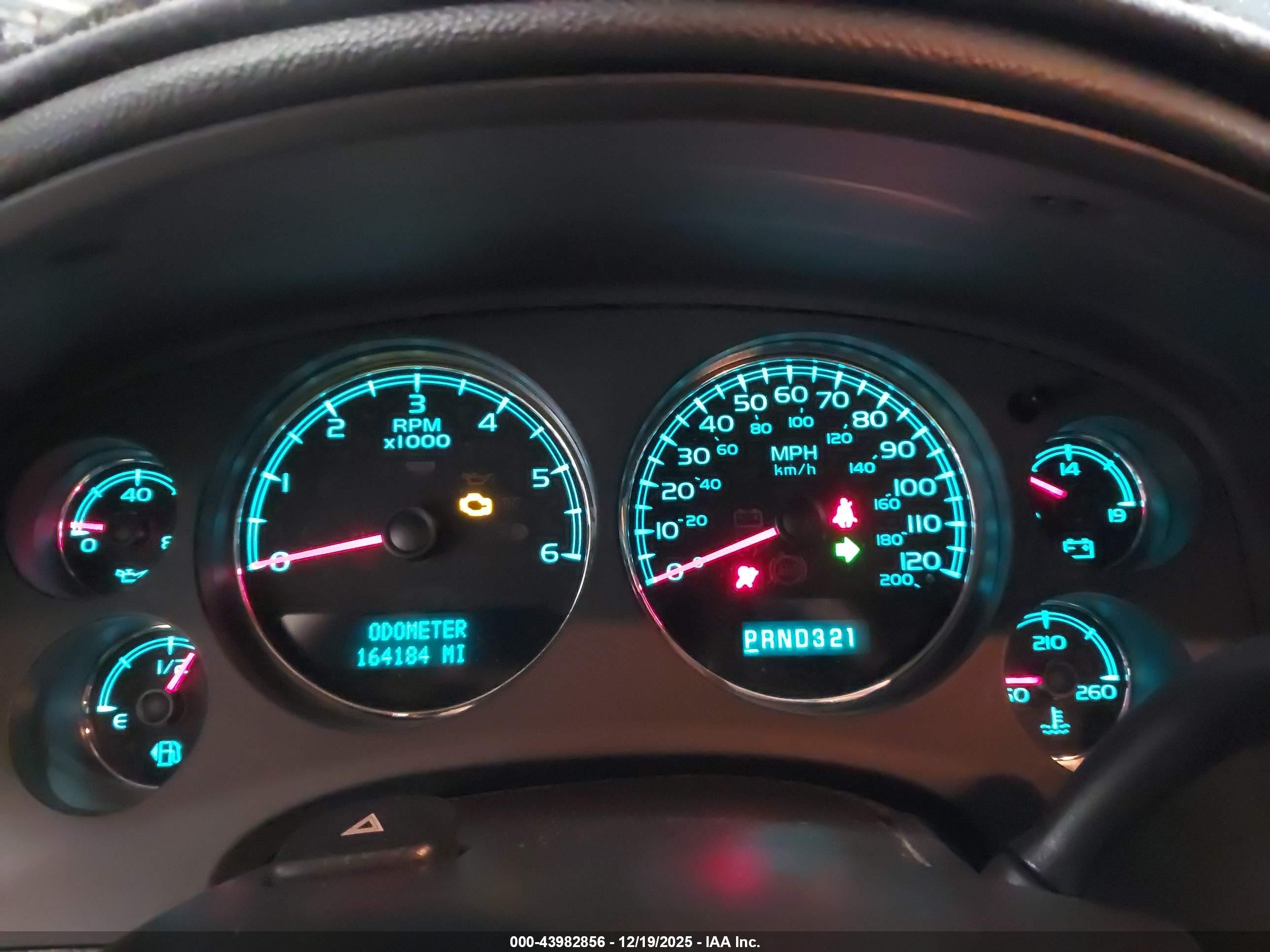 CHEVROLET AVALANCHE image 7