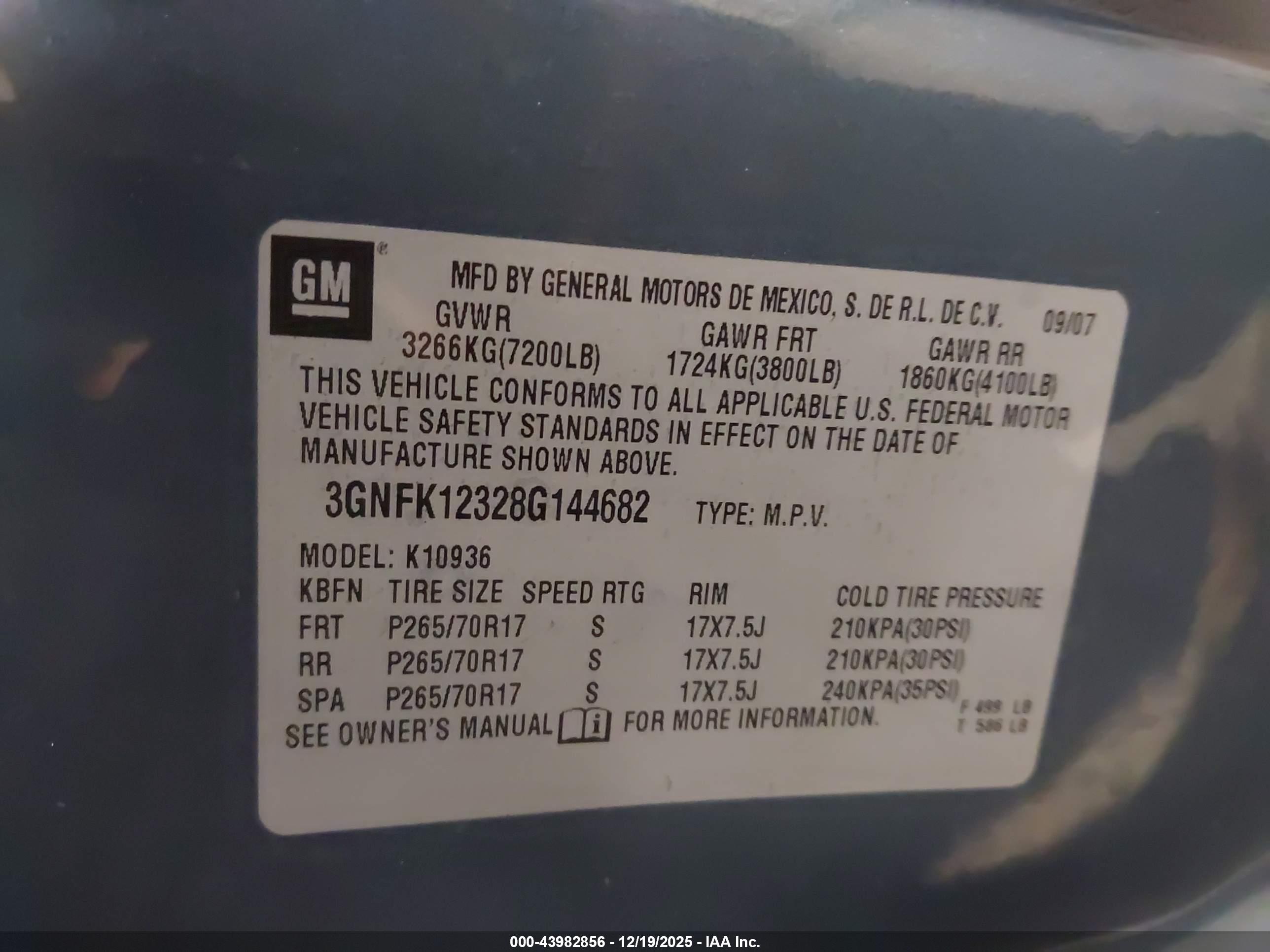 CHEVROLET AVALANCHE image 9