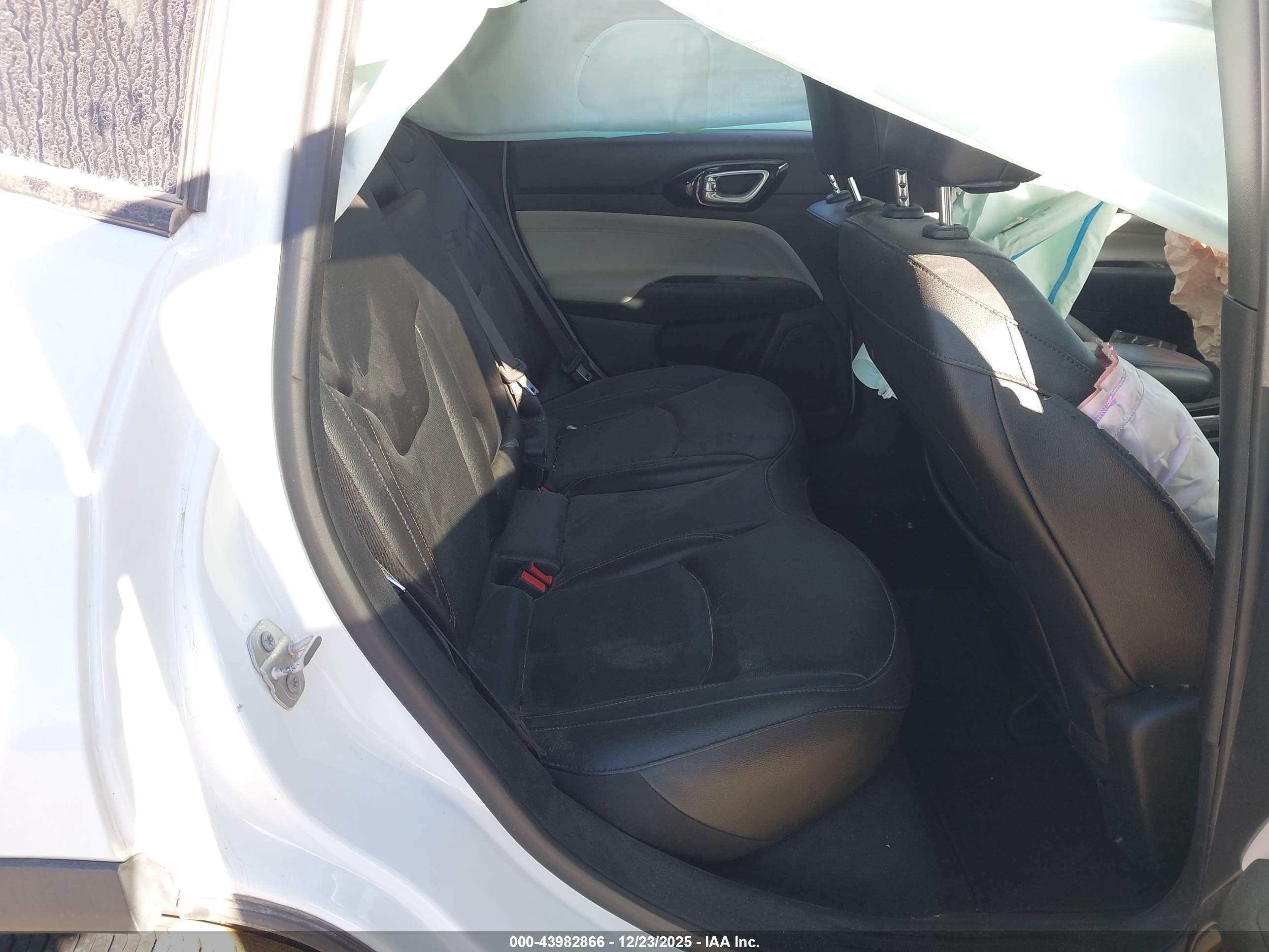 JEEP COMPASS image 8