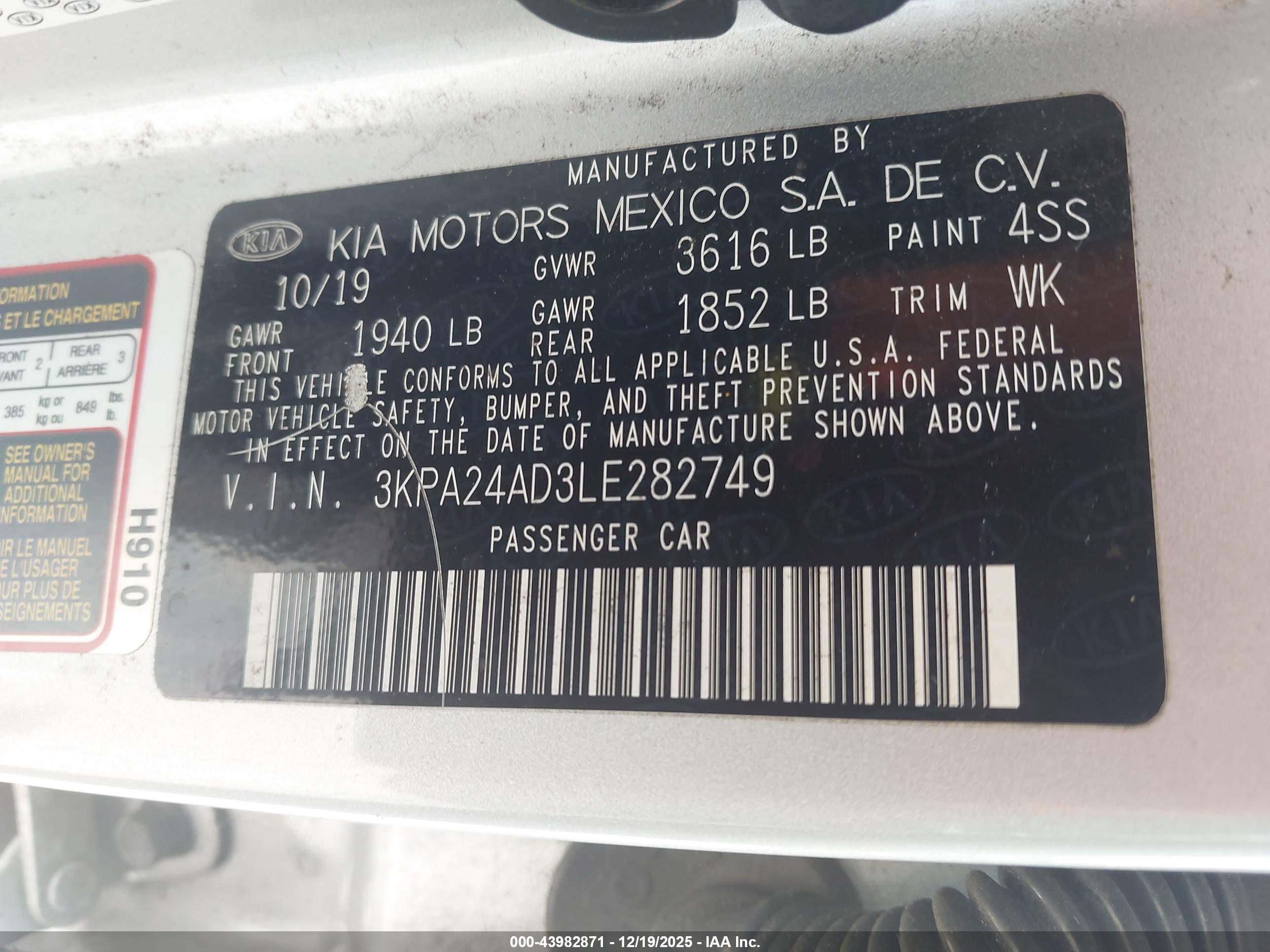 KIA RIO image 9