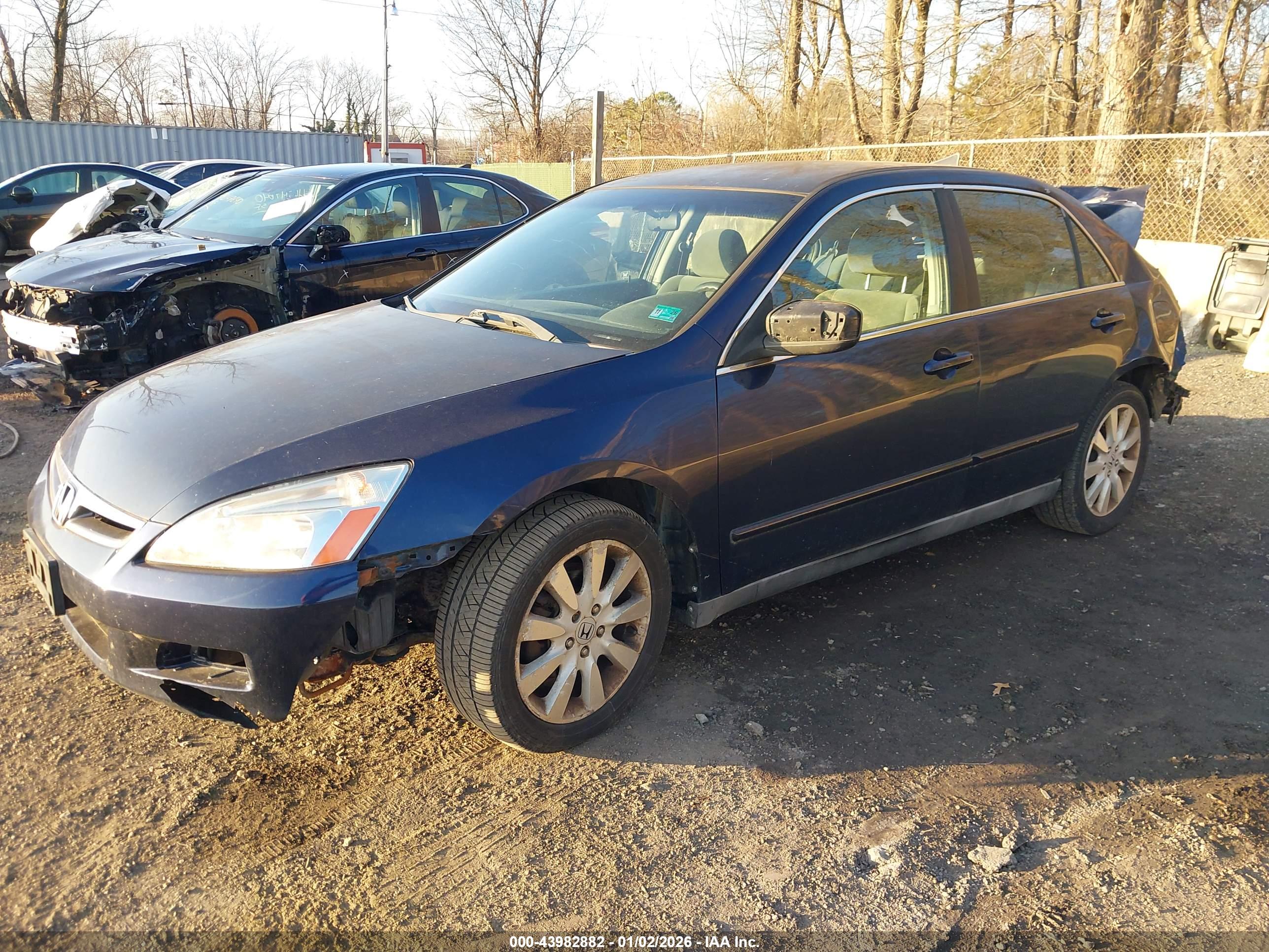 HONDA ACCORD image 2