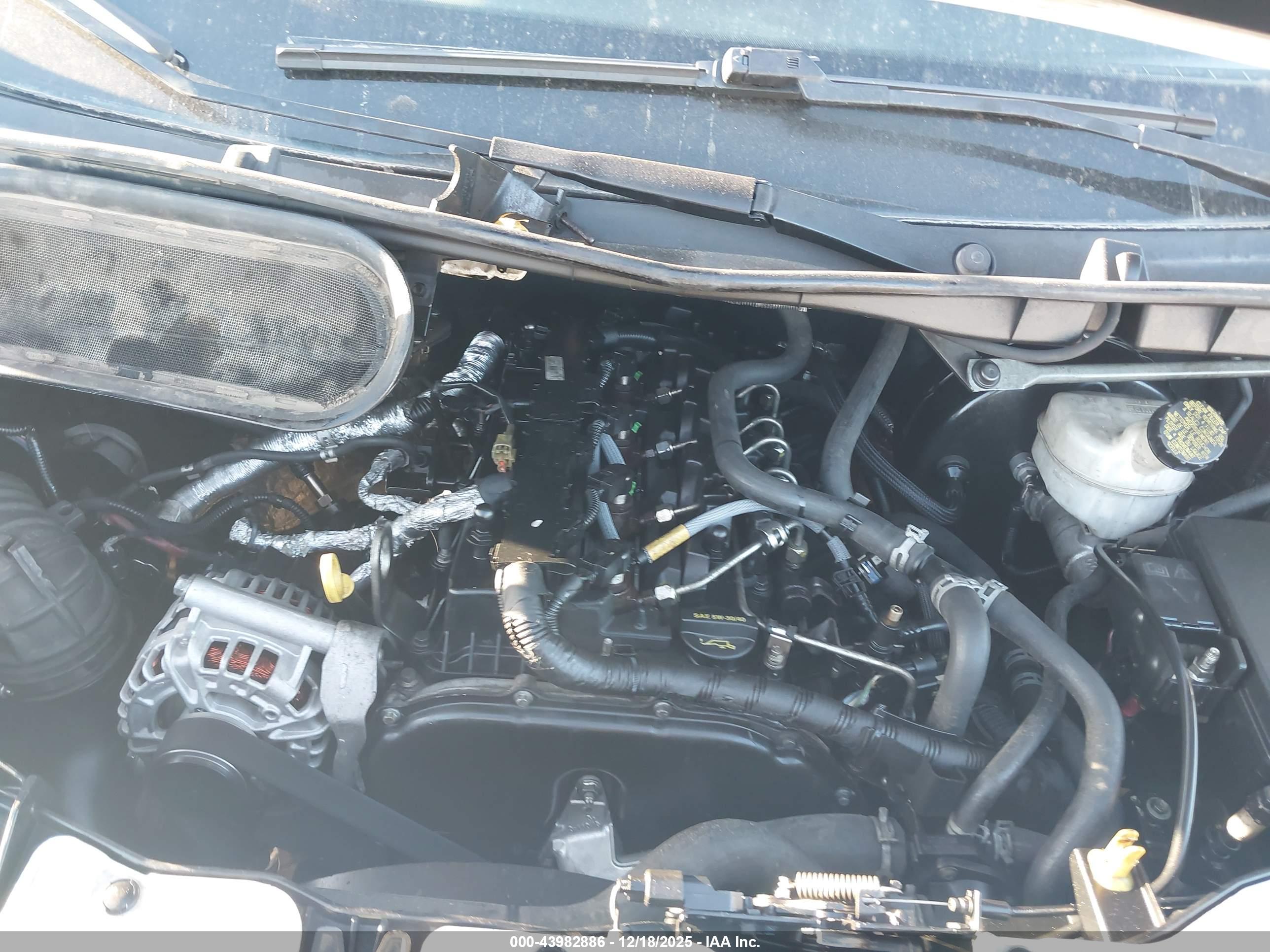 FORD TRANSIT-350 image 10