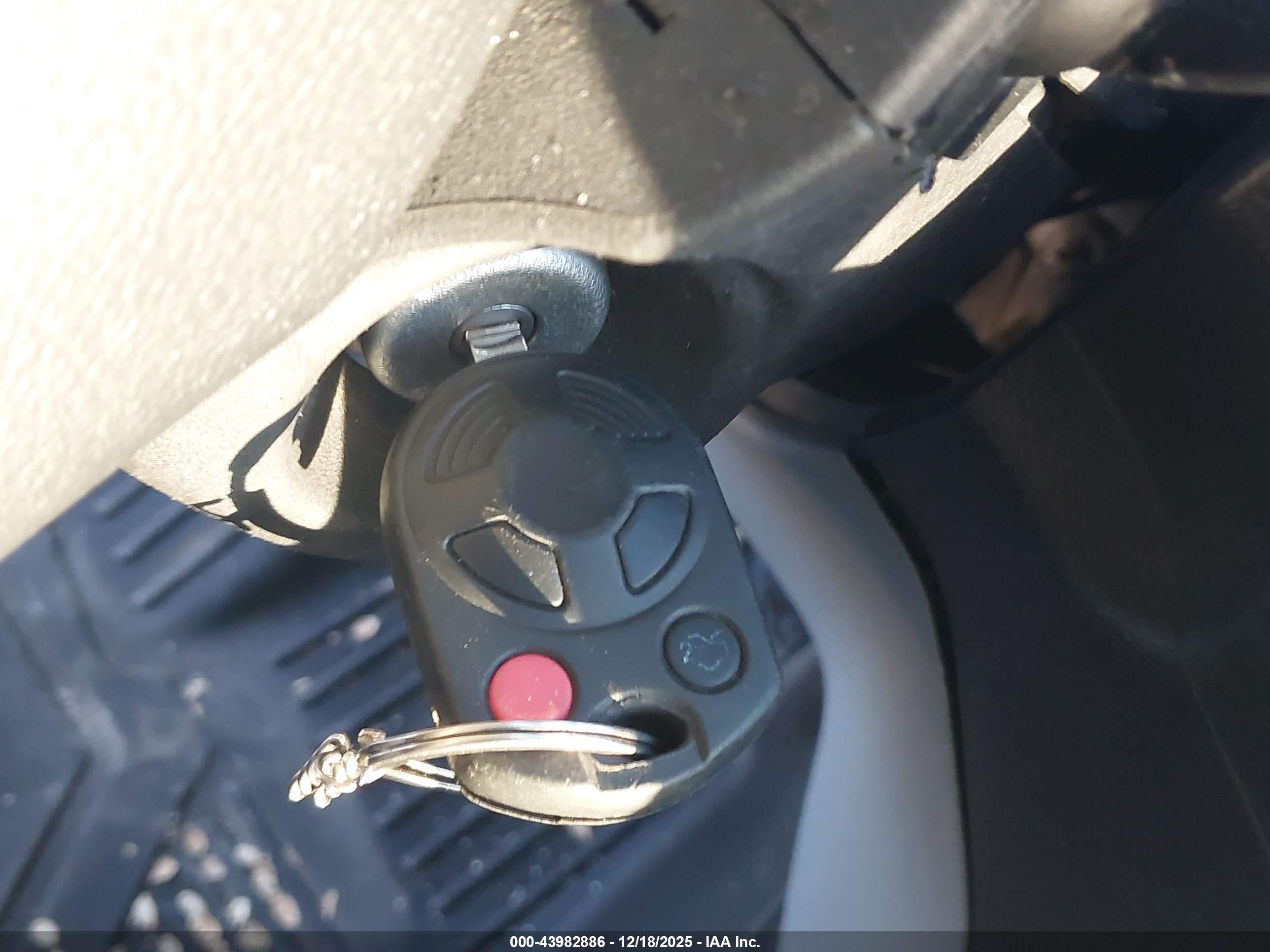 FORD TRANSIT-350 image 11