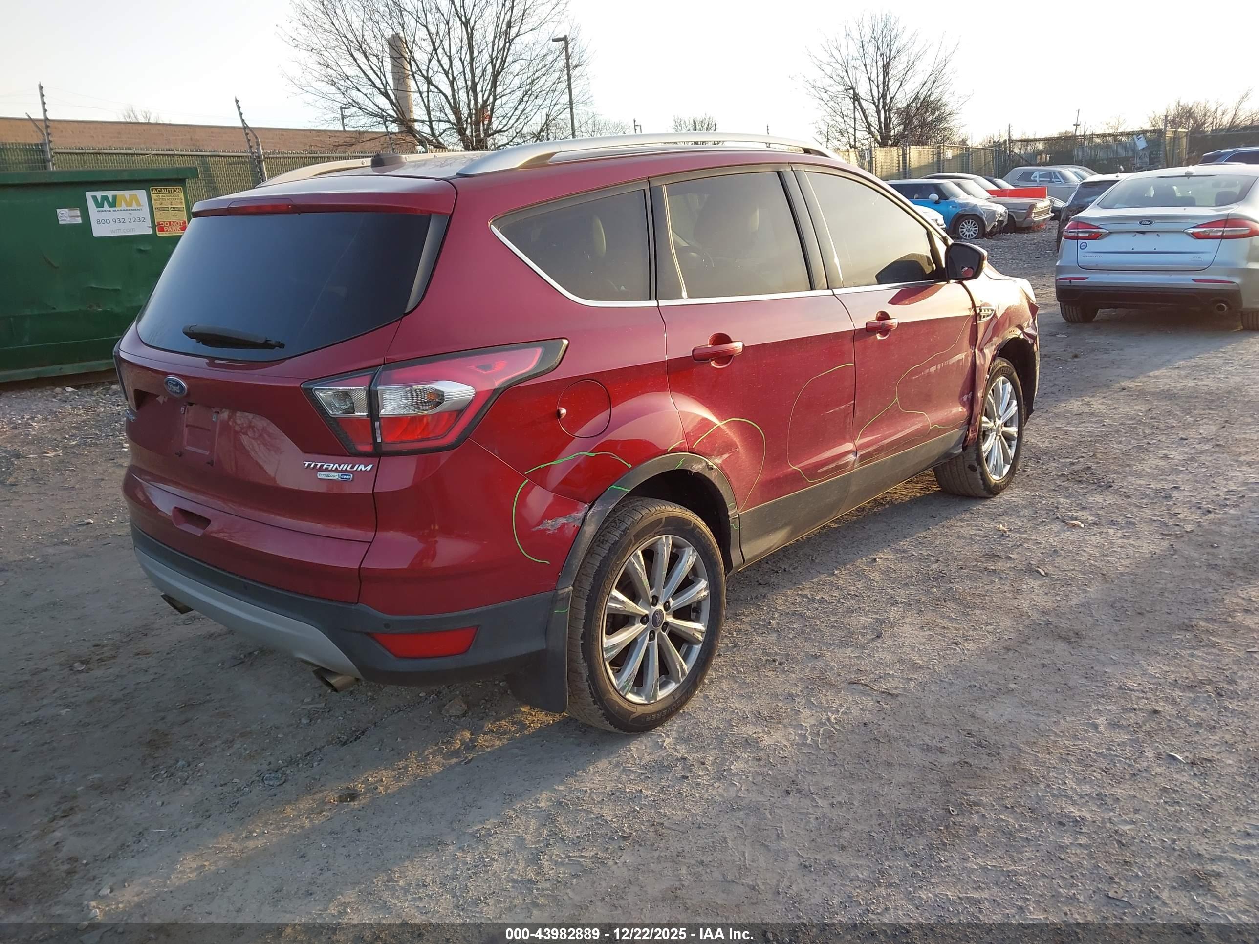 FORD ESCAPE image 4