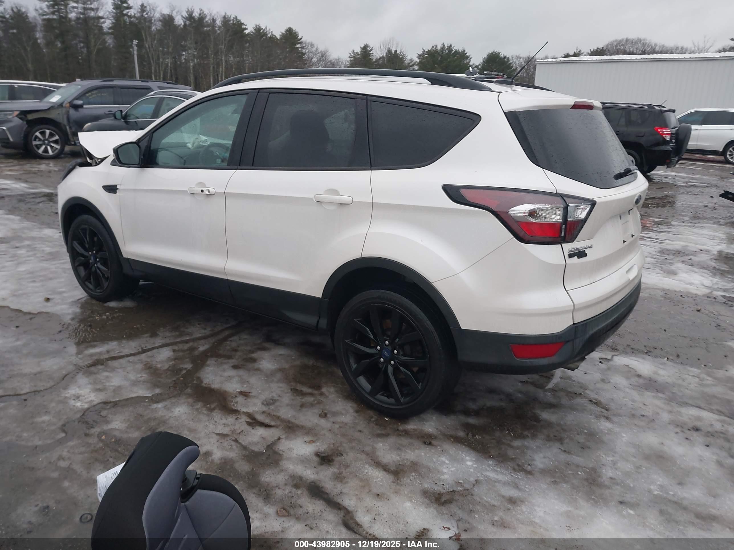 FORD ESCAPE image 3